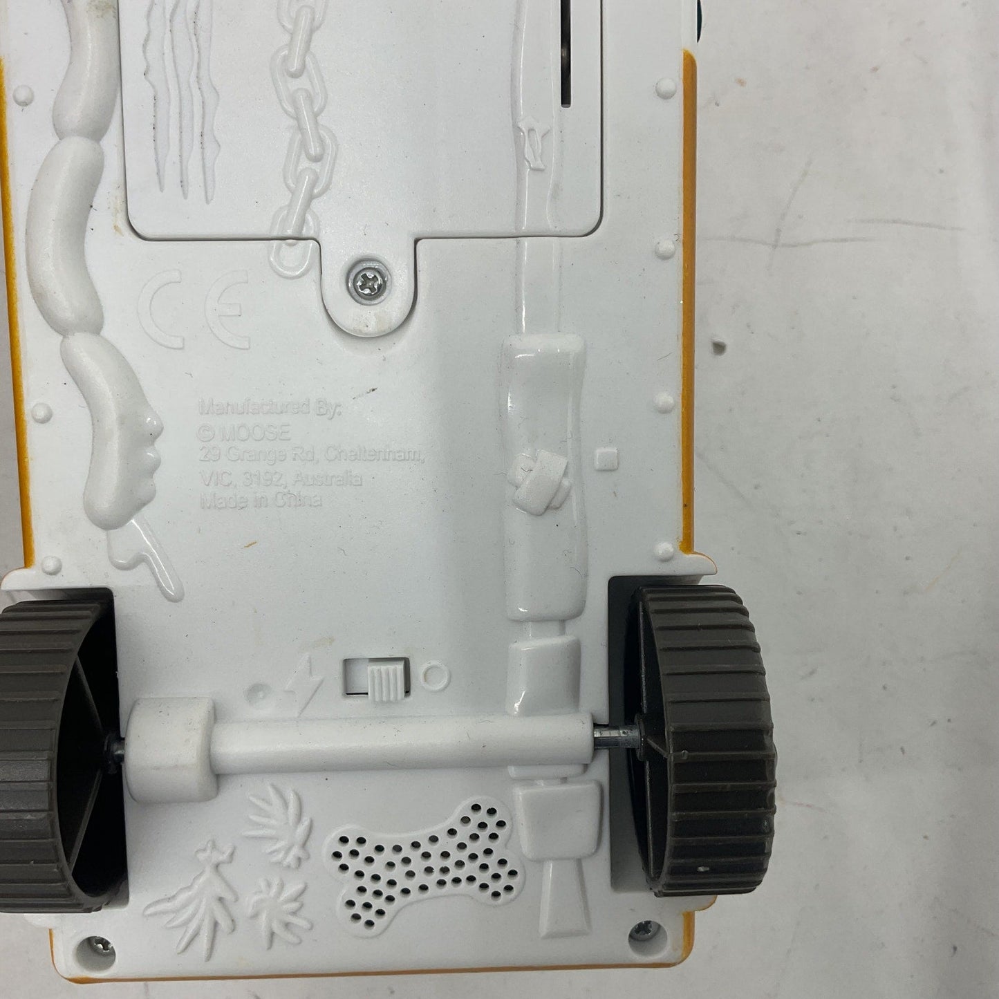 Pre - Owned The Ugglys Pet Shop Truck Toy Mix Multicolor Toy Character Lot - Warehouse Toys