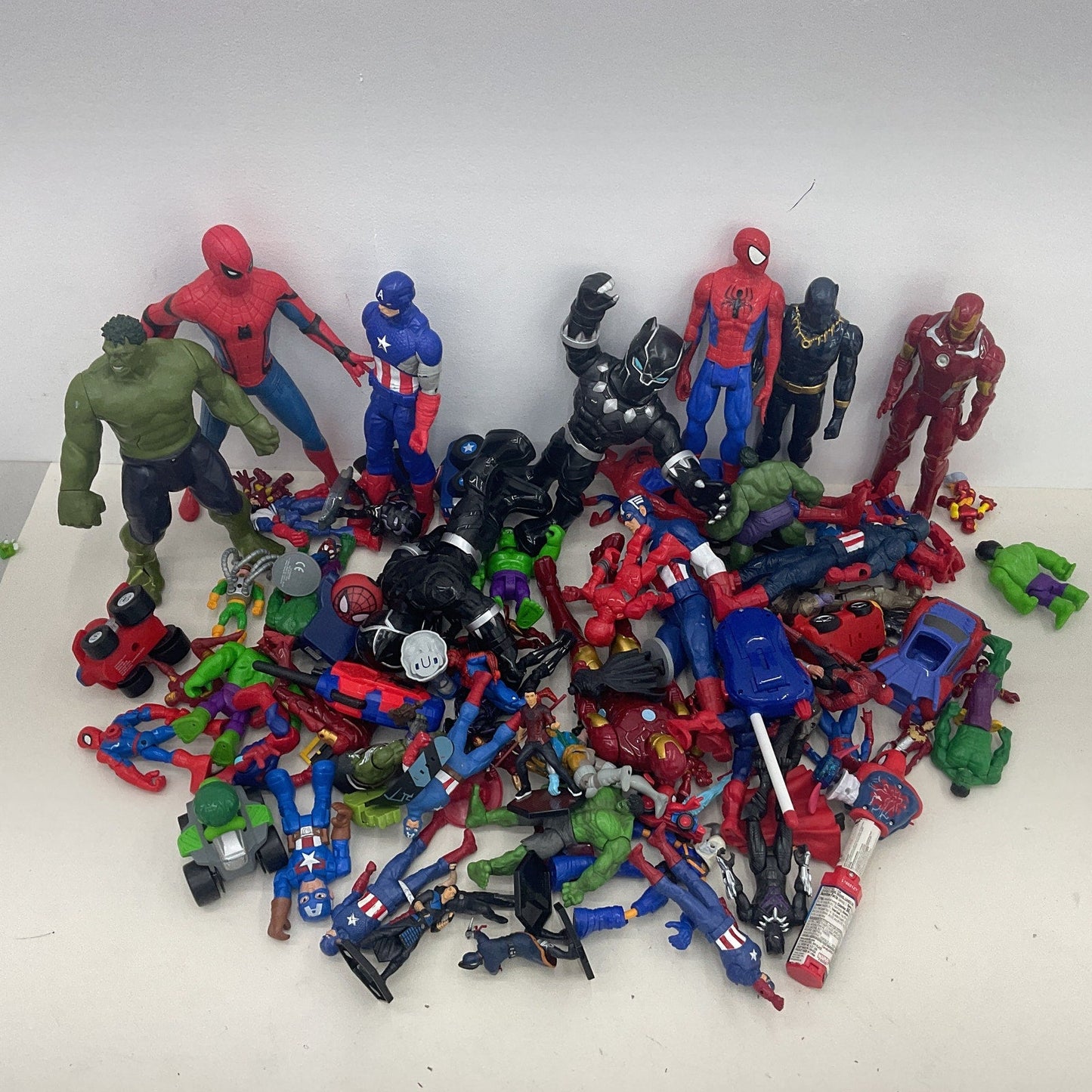 Preowned 15 lbs Super Hero Mixed Marvel Avengers Action Figures Toys Spiderman - Warehouse Toys