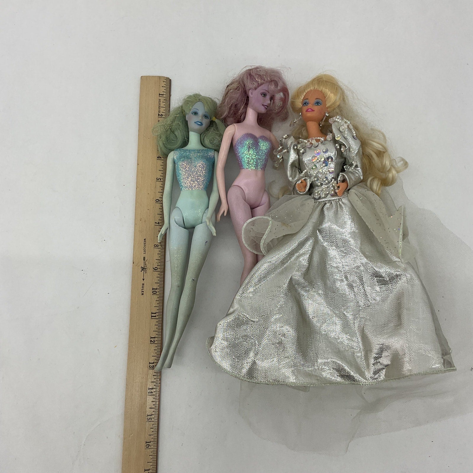 Preowned Barbie Fashion Dolls LOT White Bridal Xmas Dress Fairytopia Purple - Warehouse Toys