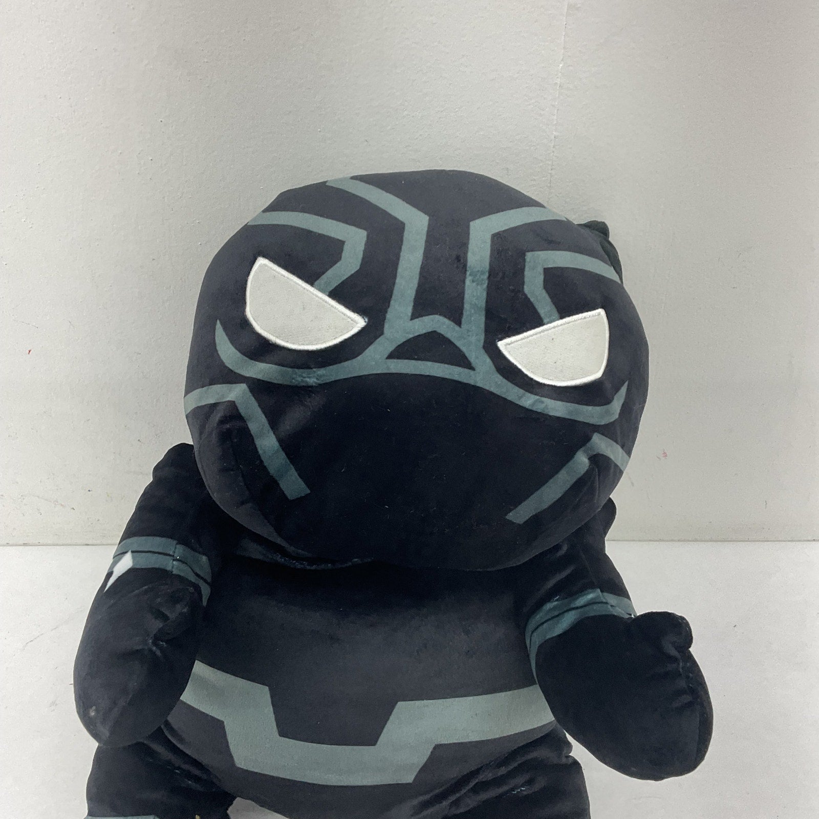 Preowned Black Marvel Soft Cuddly Large Sized Black Panther Stuffed Animal Toy - Warehouse Toys