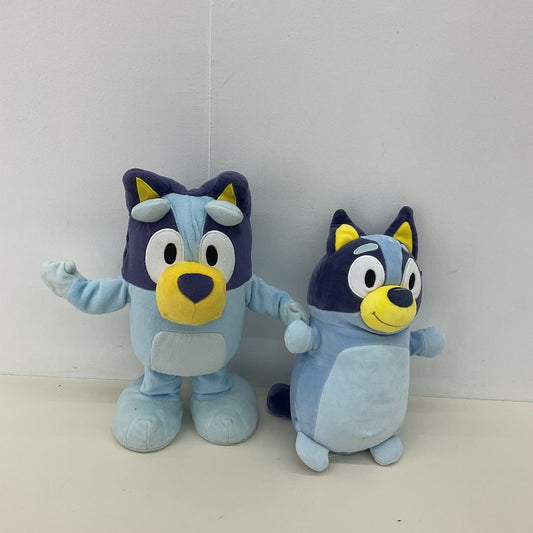 Preowned Bluey Character Plush Dolls LOT 2 - Warehouse Toys