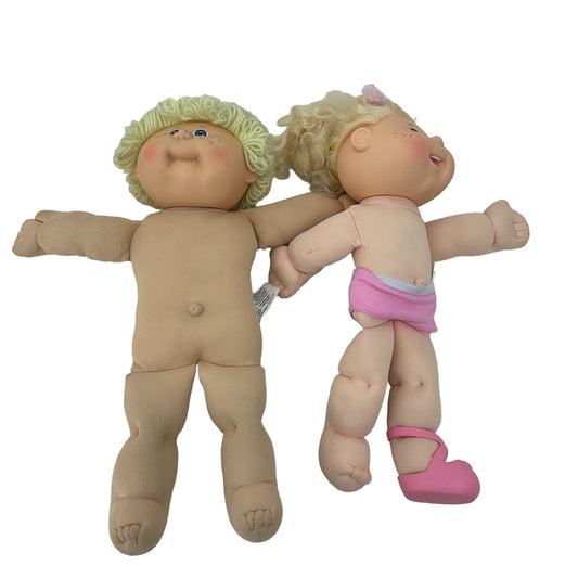 Preowned Cabbage Patch Kids Baby Dolls LOT 2 Boy Girl Blonde Hair - Warehouse Toys