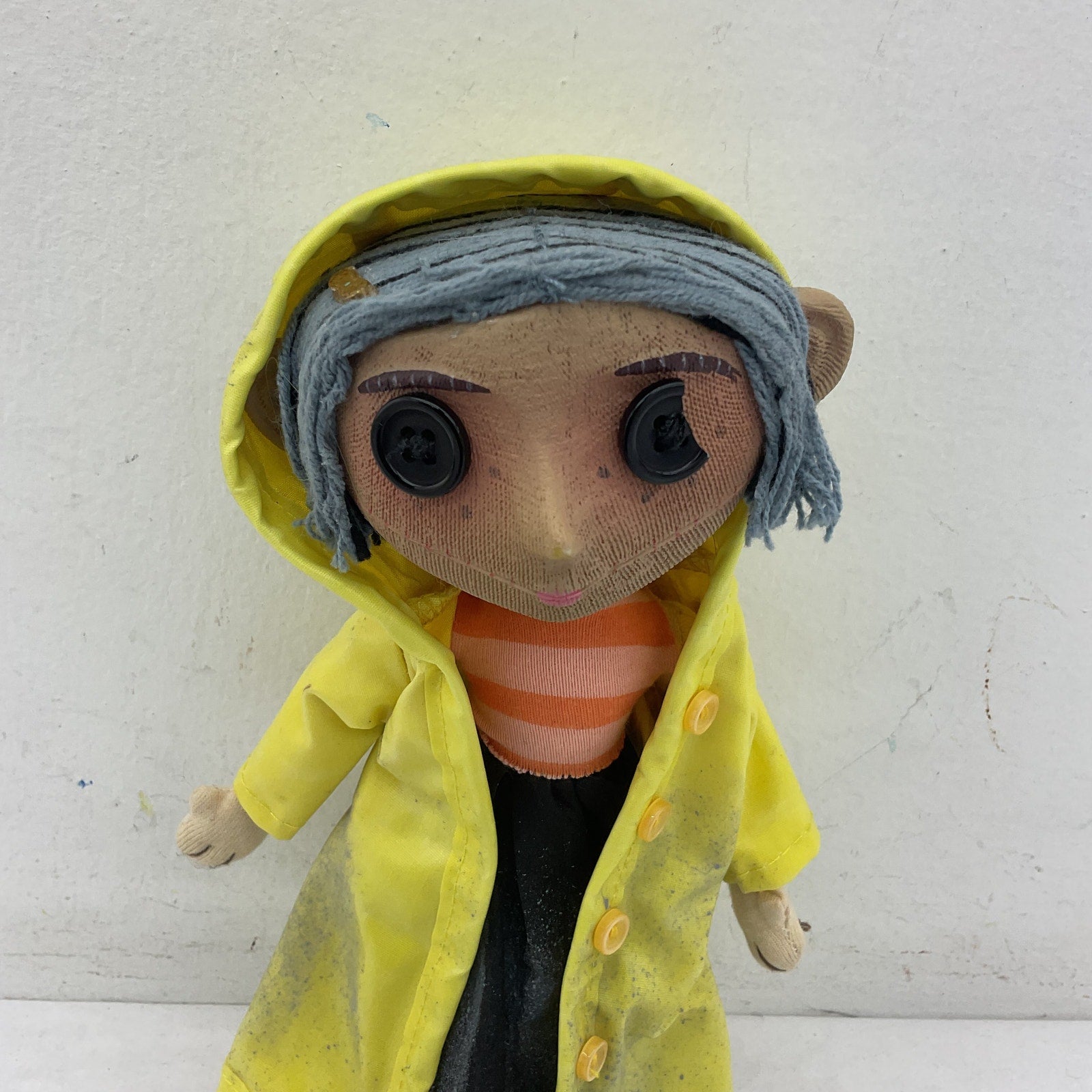 Preowned Coraline Spooky Neil Gaiman Character Artist Doll BROKEN EYE - Warehouse Toys