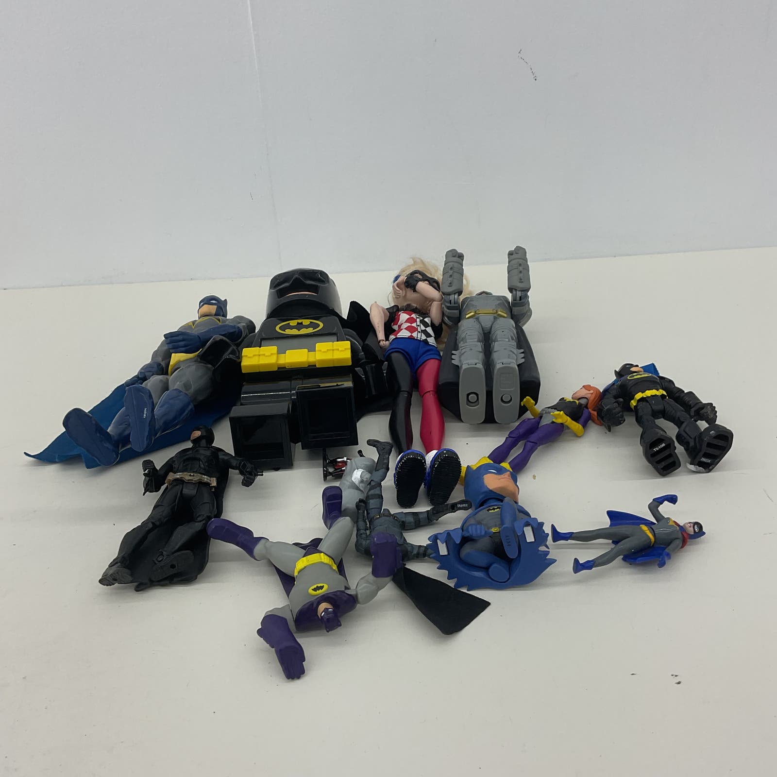 Preowned DC Comics Assorted Batman Action Figures Toys Cake Toppers Used - Warehouse Toys