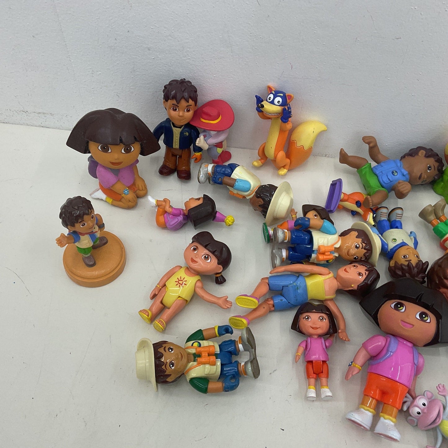 Preowned Dora the Explorer Play Dolls Mixed Figures Toys LOT Nickelodeon - Warehouse Toys