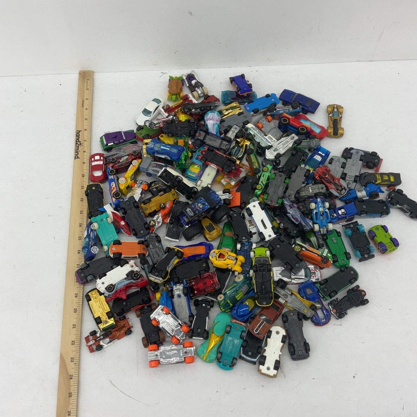 Preowned Hot Wheels & Others Diecast Toy Cars Vehicles LOT 10 lbs Toys Mixed - Warehouse Toys