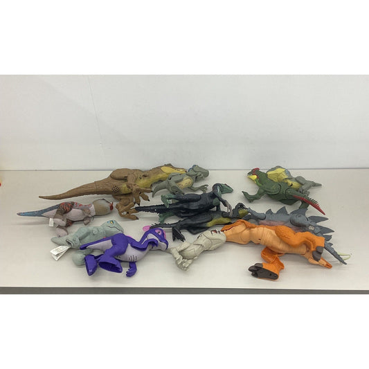 Preowned Jurassic World Park Action Figure Lot Buk Wholesale Dinosaurs Toys - Warehouse Toys