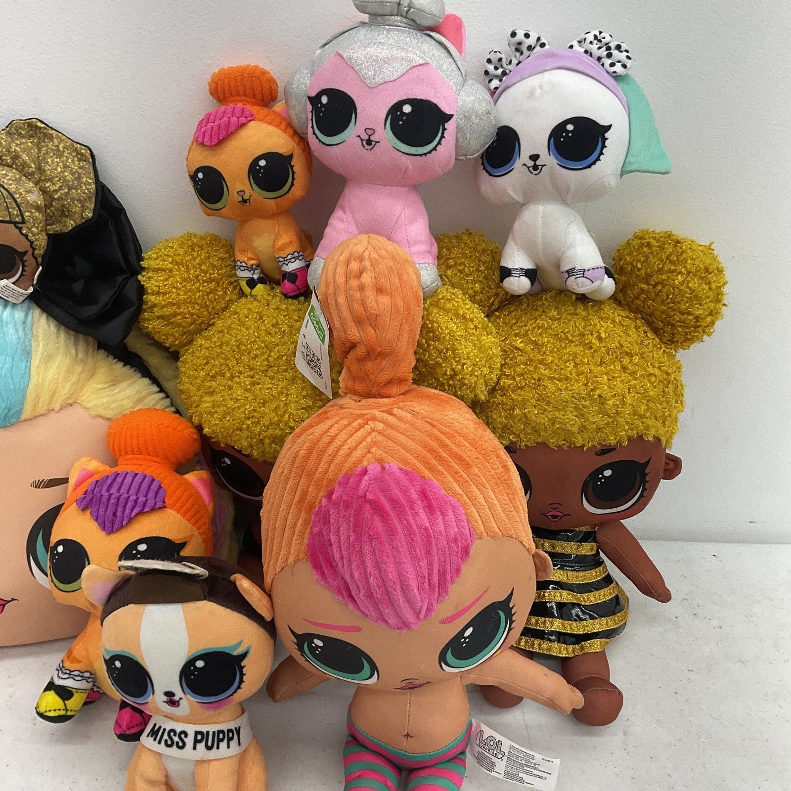 Preowned LOL OMG Surprise Lil Big Sistas Plush Dolls Stuffed Animals LOT 5 lbs - Warehouse Toys