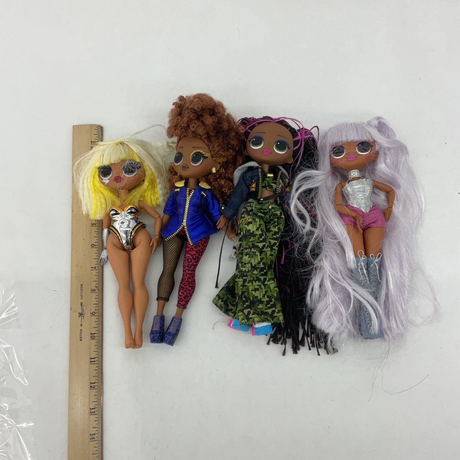 Preowned LOL OMG Surprise Multicolor Fashion Dolls Mixed LOT Big Sistas - Warehouse Toys