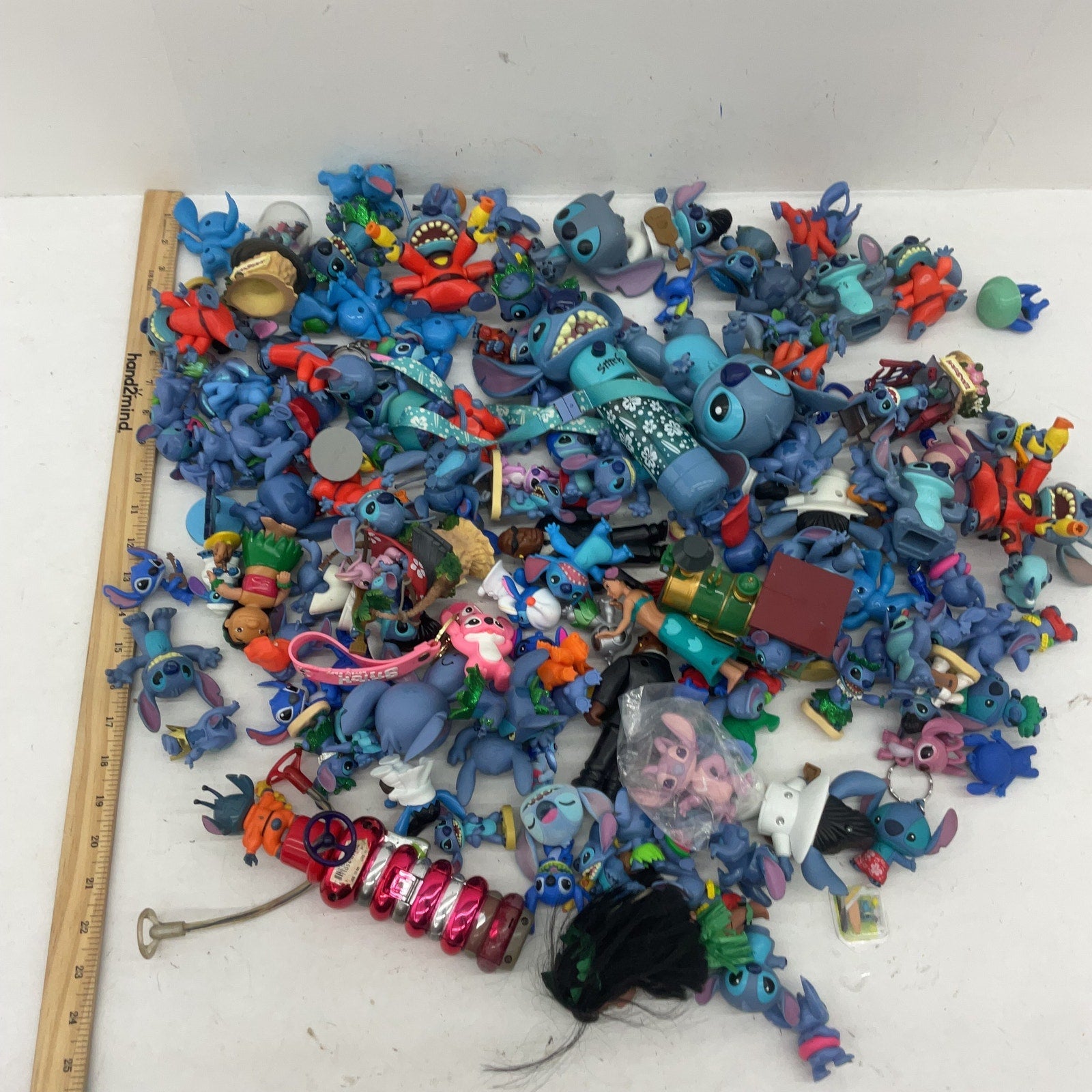 Preowned LOT 10 lbs Disney Lilo & Stitch Character Figures Toys Cake Toppers - Warehouse Toys