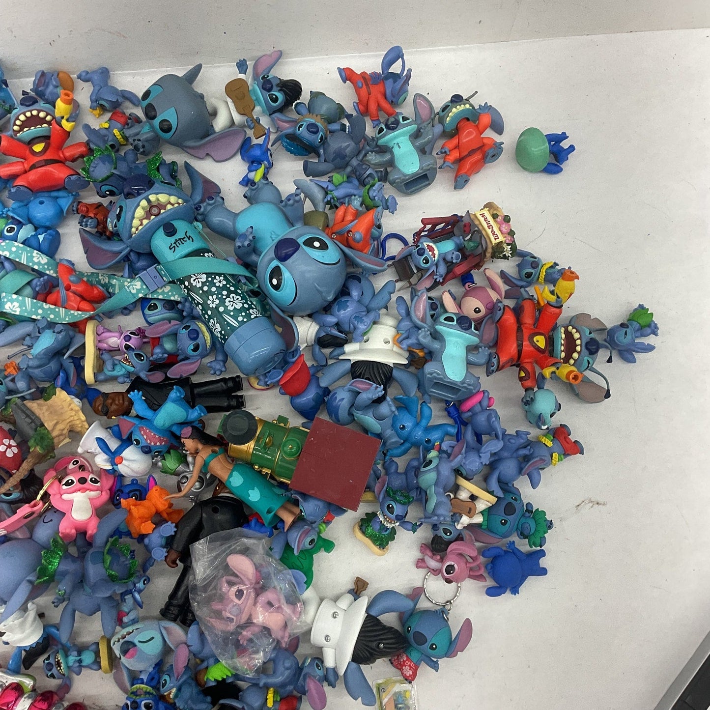 Preowned LOT 10 lbs Disney Lilo & Stitch Character Figures Toys Cake Toppers - Warehouse Toys