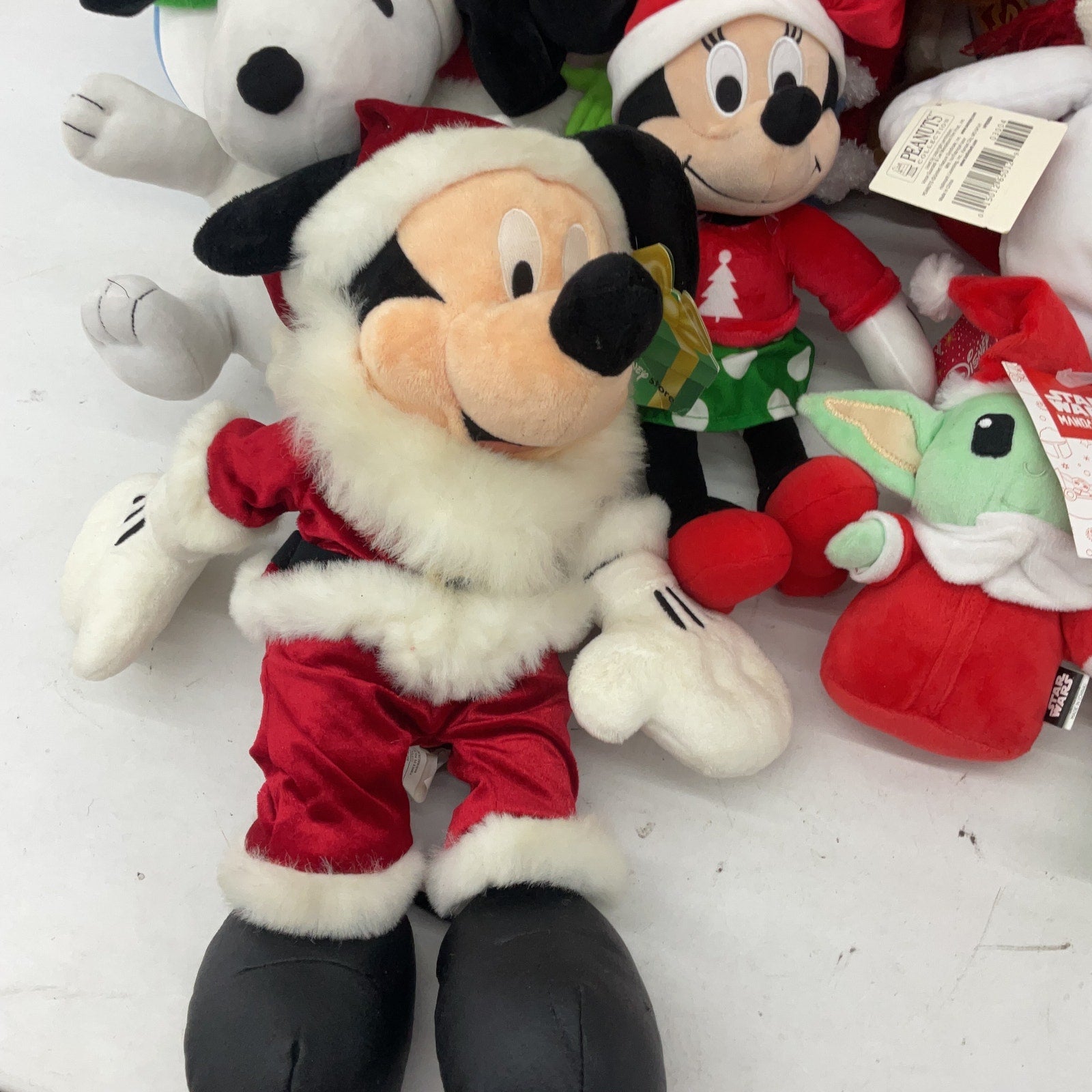 Preowned LOT 12 lbs Assorted Mix Christmas Themed Plush Snoopy Mickey Scooby - Warehouse Toys