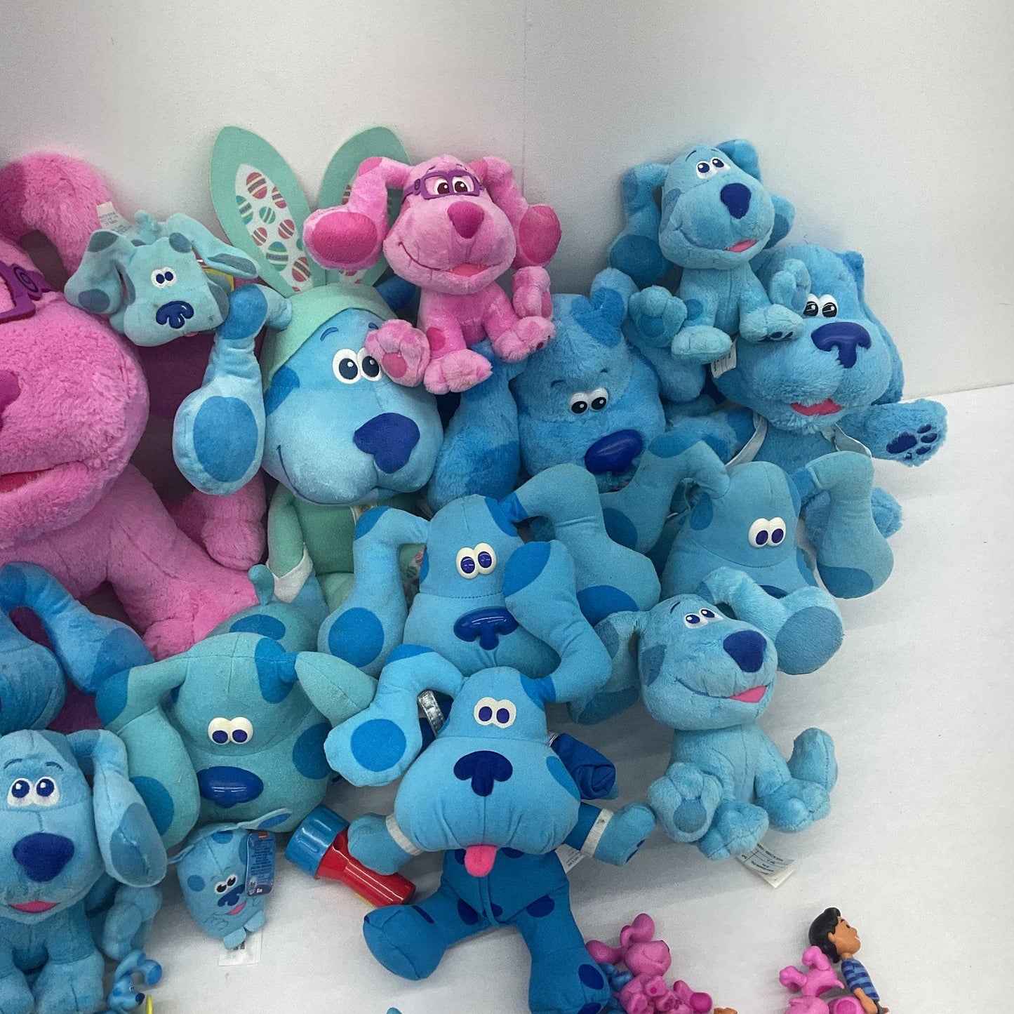 Preowned LOT 12 lbs Character Plush Dolls Blue's Clues Dog Magenta Blue Stuffed - Warehouse Toys