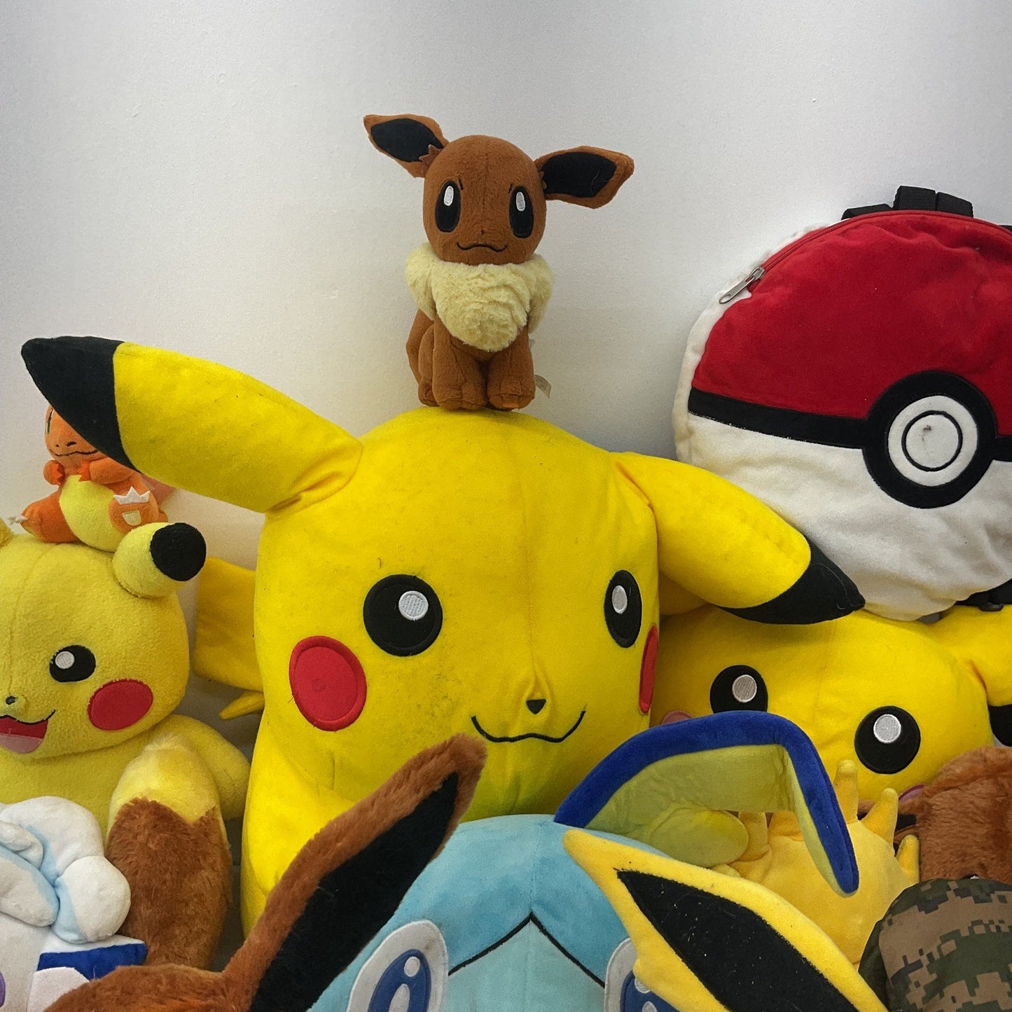 Preowned LOT 12 lbs Pokemon Stuffed Animals Mixed Characters RARE Alolan Vulpix! - Warehouse Toys