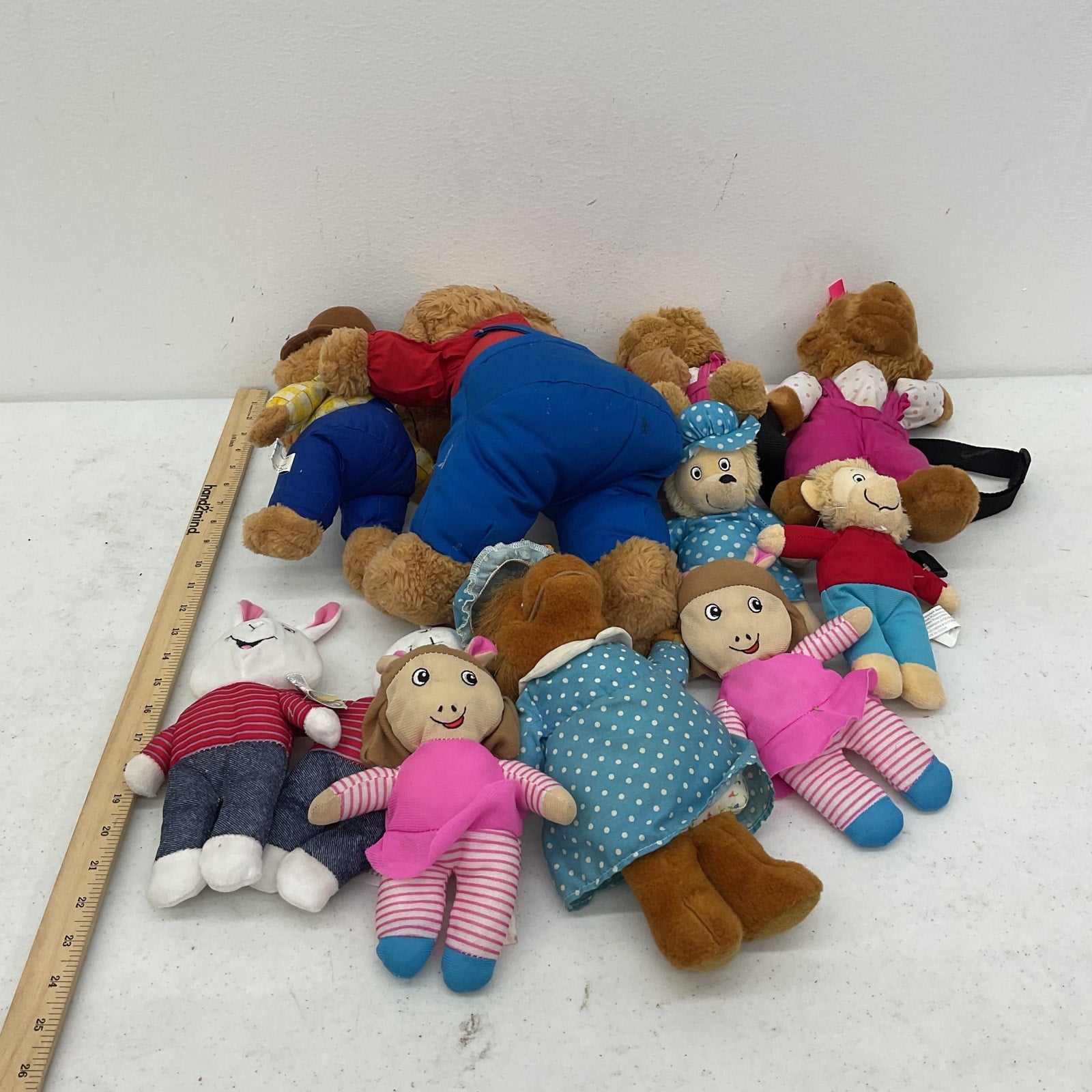 Preowned LOT Mixed Berenstain Bears & Arthur Read Plush Dolls D.W. Buster - Warehouse Toys