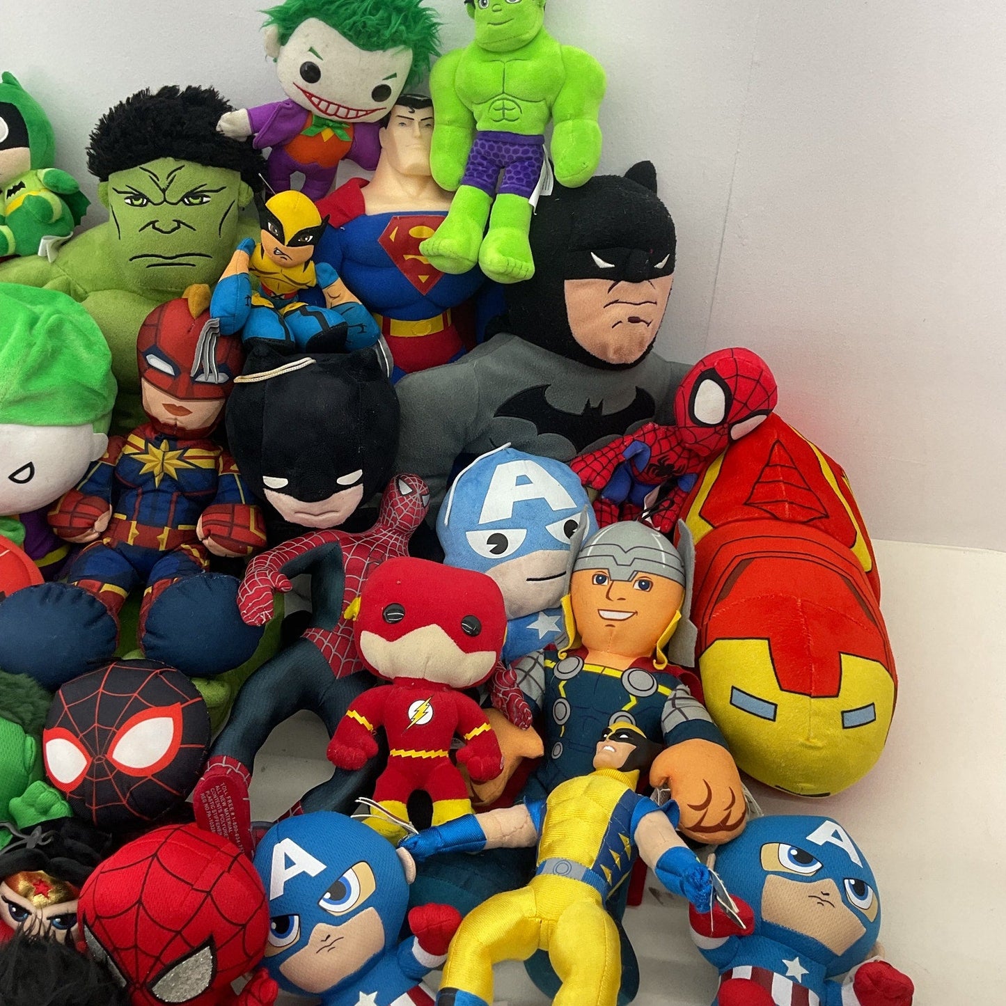 Preowned Marvel 13 lbs LOT Plush Stuffed Animals Spiderman Avengers Hulk DC Bat - Warehouse Toys