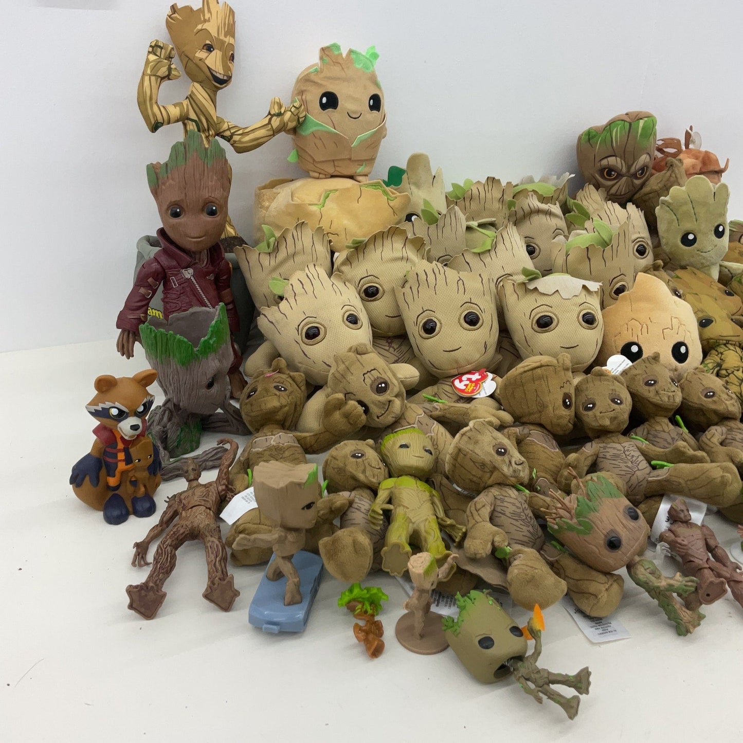 Preowned Marvel Brown Plush Dolls Figures 12 lbs Guardians of the Galaxy Groot - Warehouse Toys