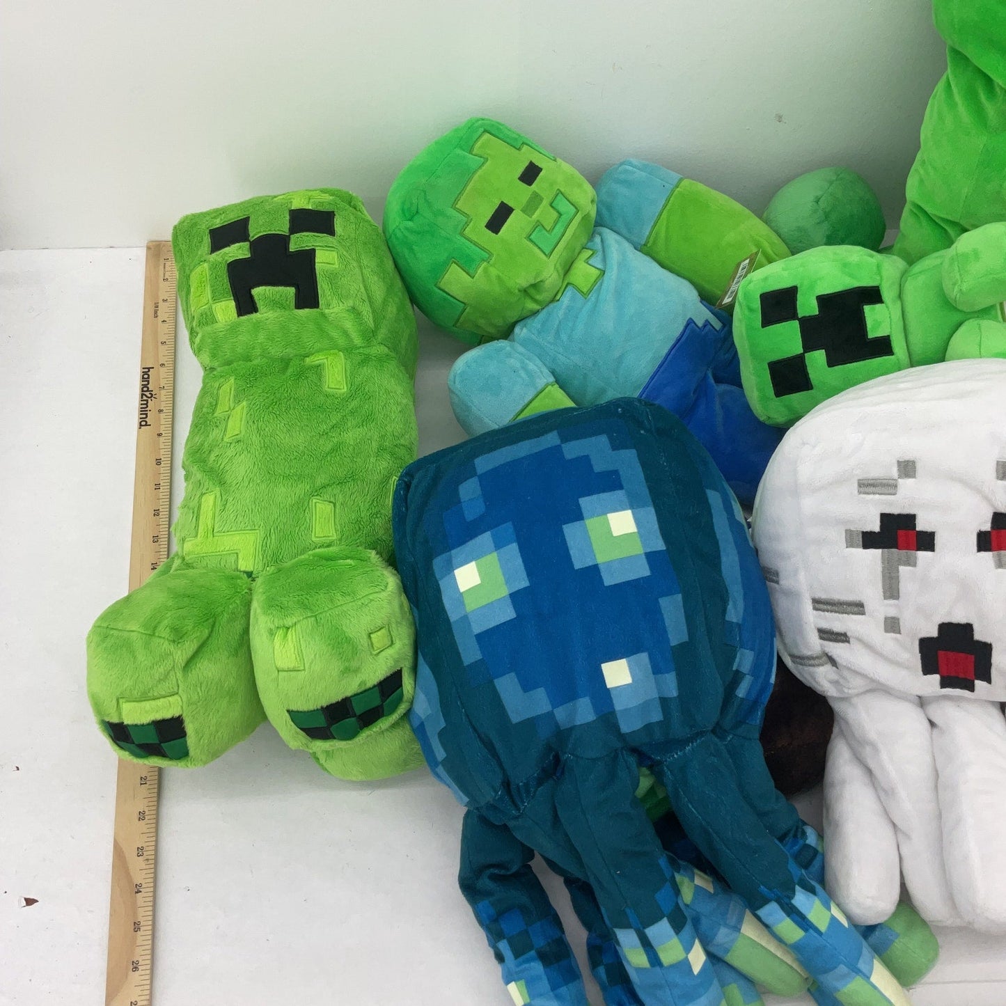 Preowned Mixed Characters LOT 13 lbs Minecraft Plush Dolls Stuffed Animals Toys - Warehouse Toys