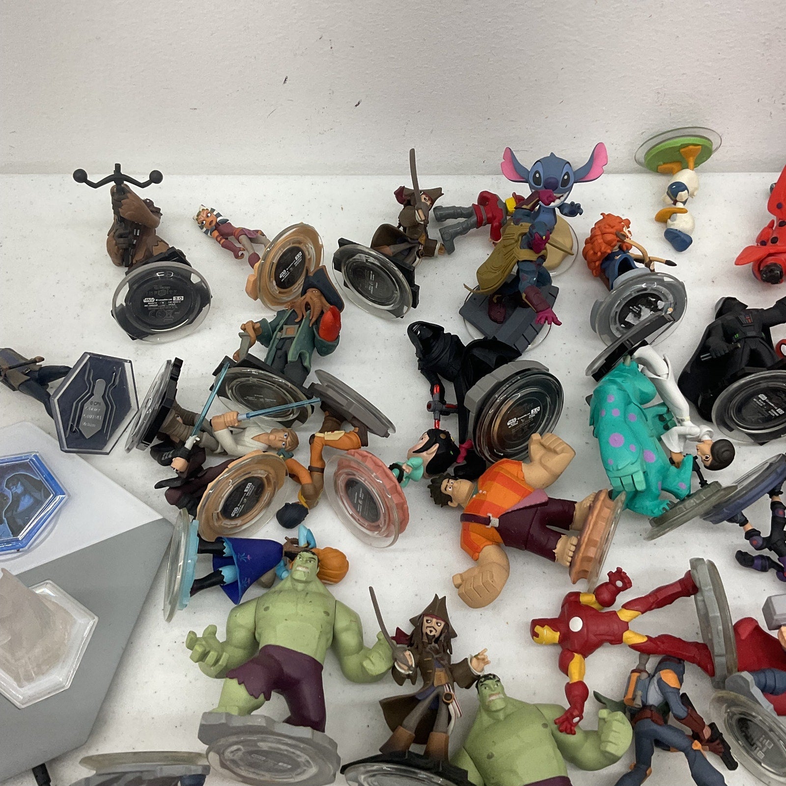 Preowned Mixed Disney Character 10 lbs Infinity Marvel Pixar Toy Figures LOT - Warehouse Toys