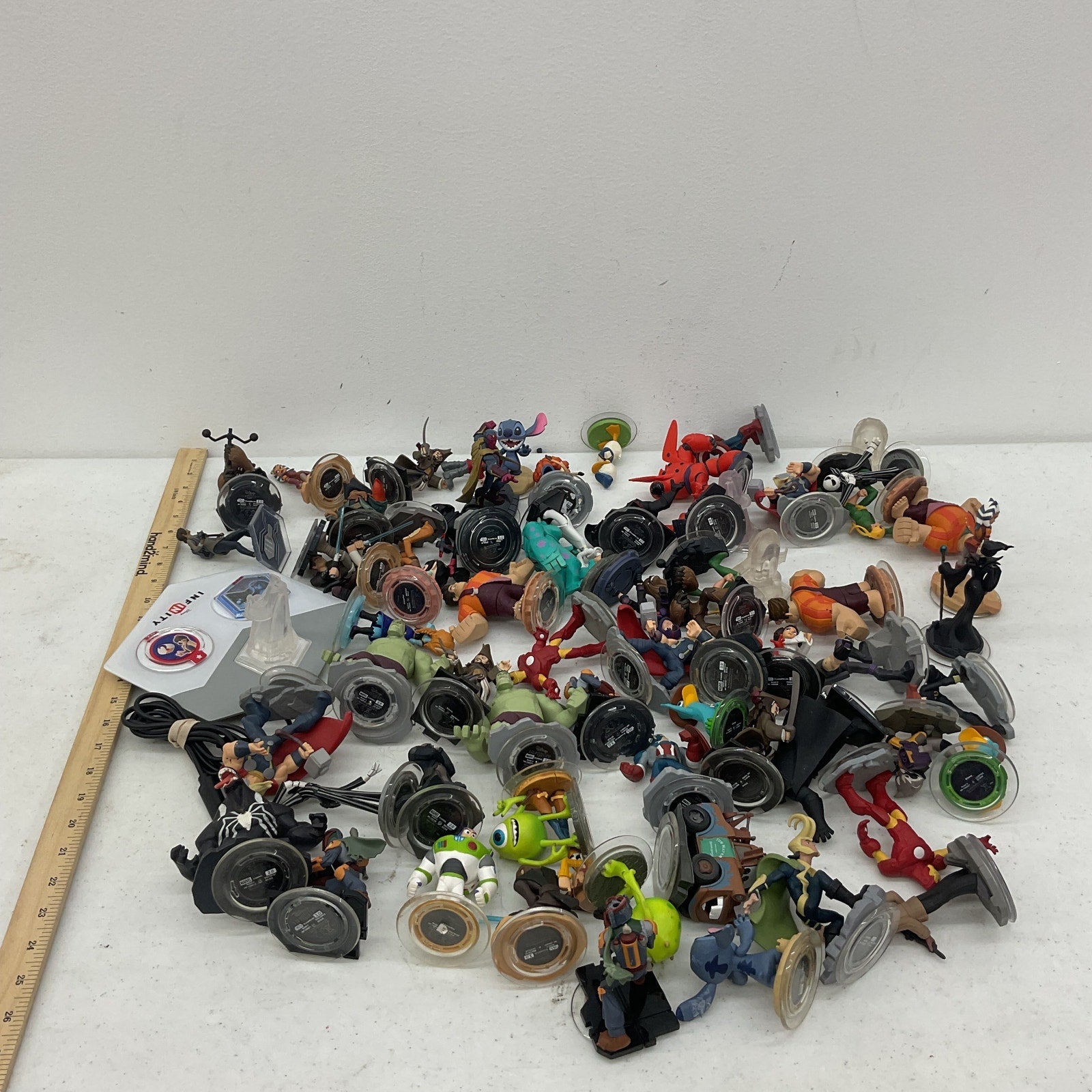 Preowned Mixed Disney Character 10 lbs Infinity Marvel Pixar Toy Figures LOT - Warehouse Toys