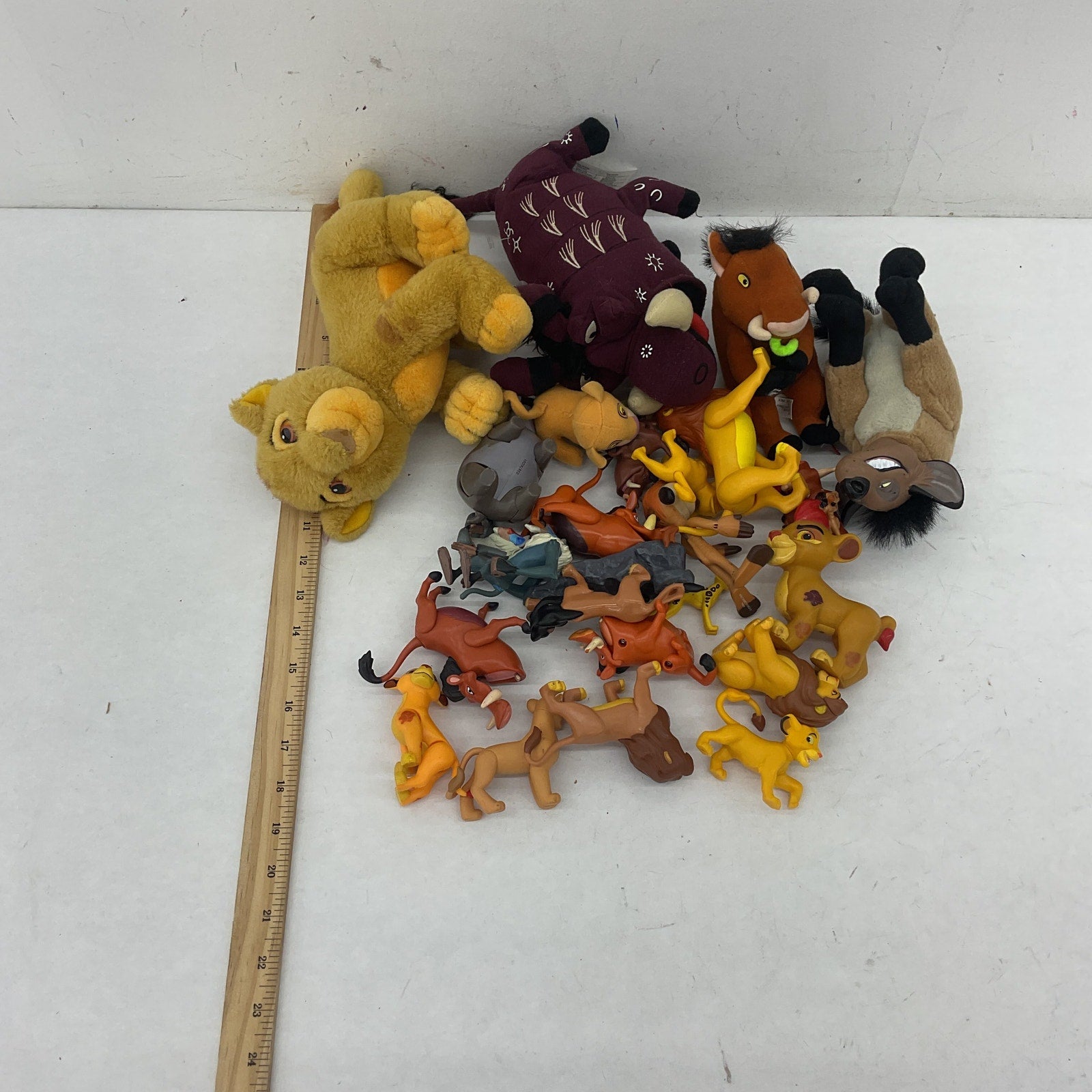 Preowned Mixed Disney The Lion King Toy Cake Top Figures Plush Dolls LOT 3 lbs - Warehouse Toys