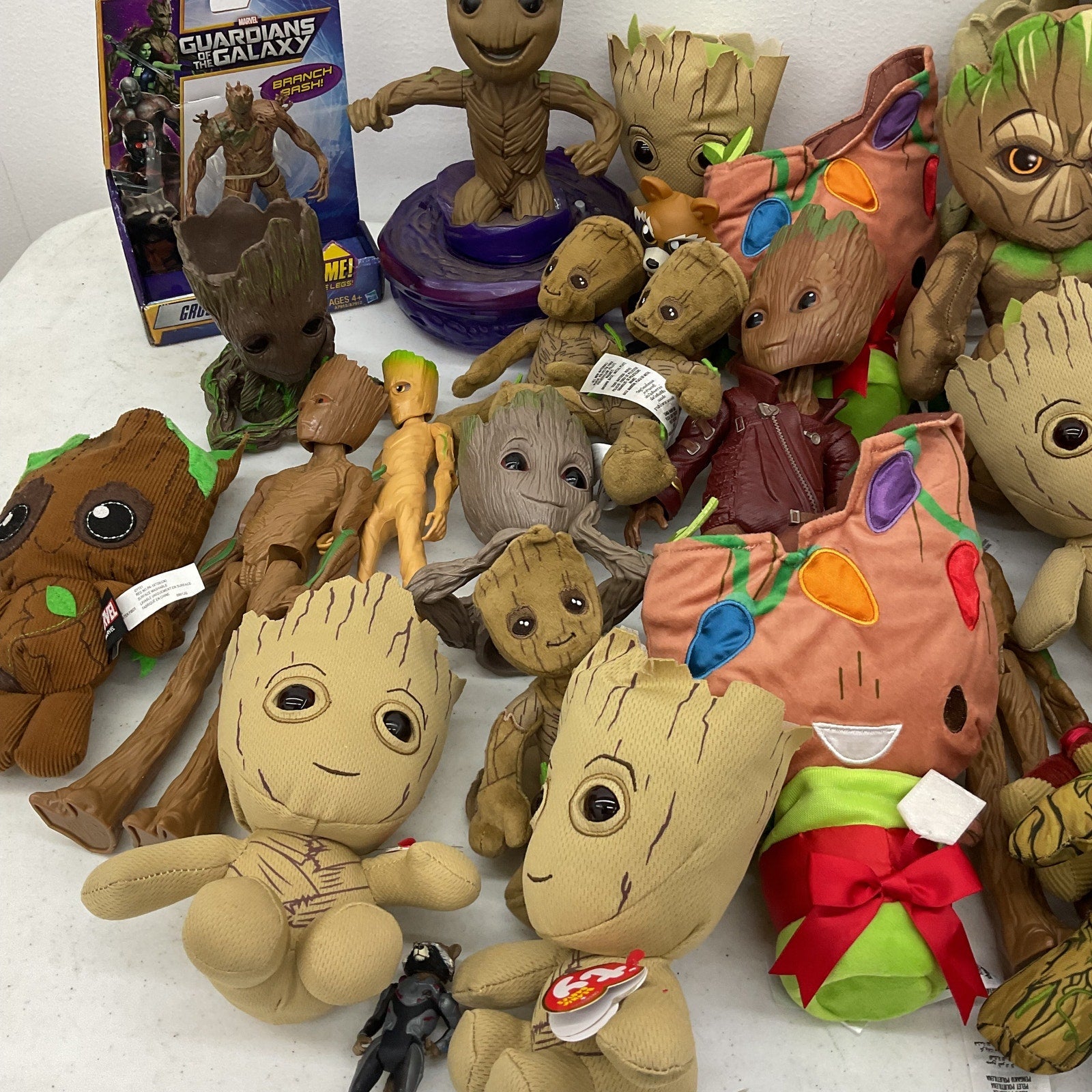 Preowned Mixed LOT 11 lbs Marvel Guardians of the Galaxy GROOT Plush Dolls Toys - Warehouse Toys