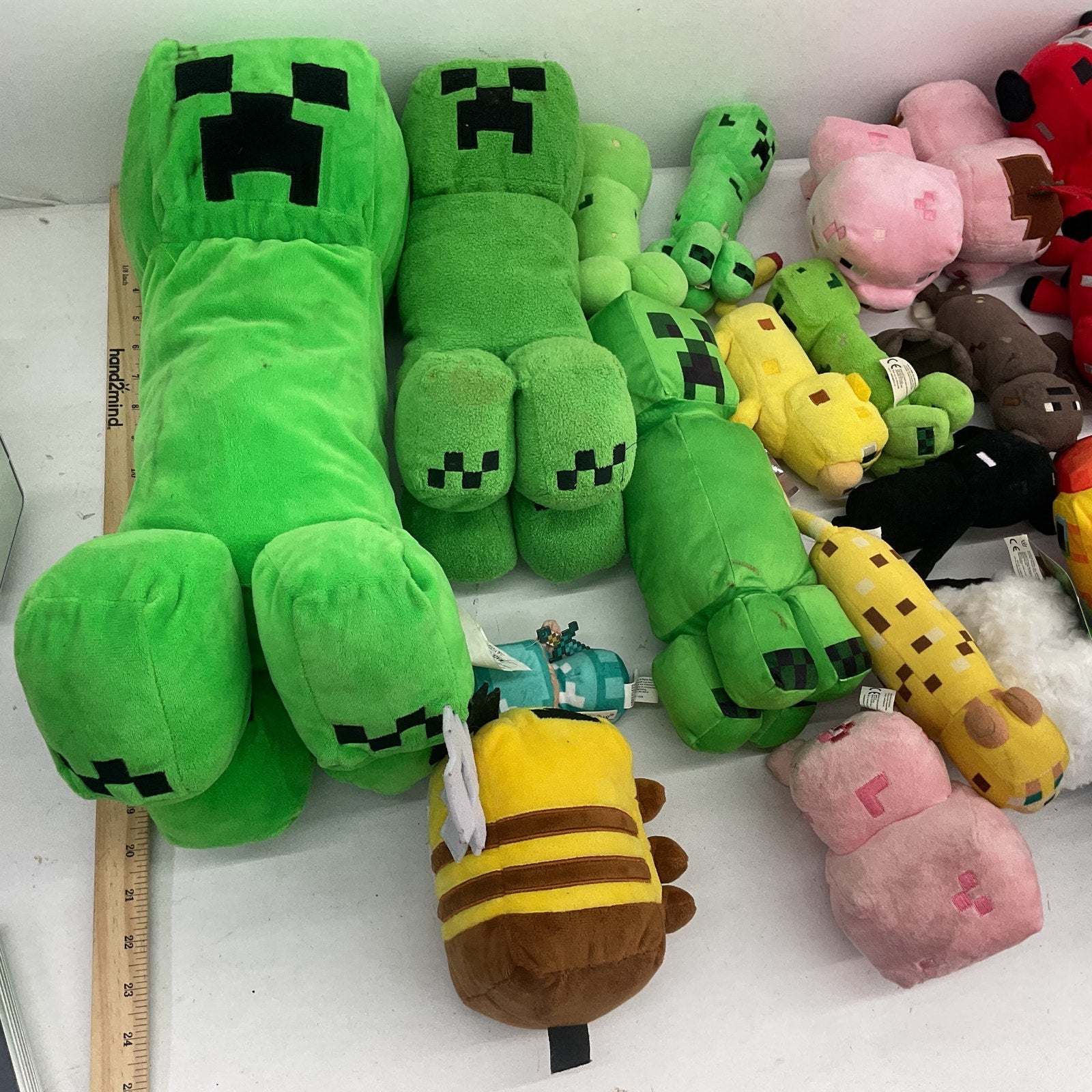 Preowned Mixed LOT 12 lbs Minecraft Plush Dolls Stuffed Toys Creeper Animals - Warehouse Toys