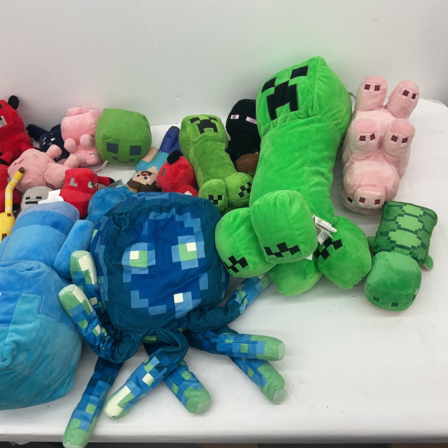 Preowned Mixed LOT 12 lbs Minecraft Plush Dolls Stuffed Toys Creeper Animals - Warehouse Toys