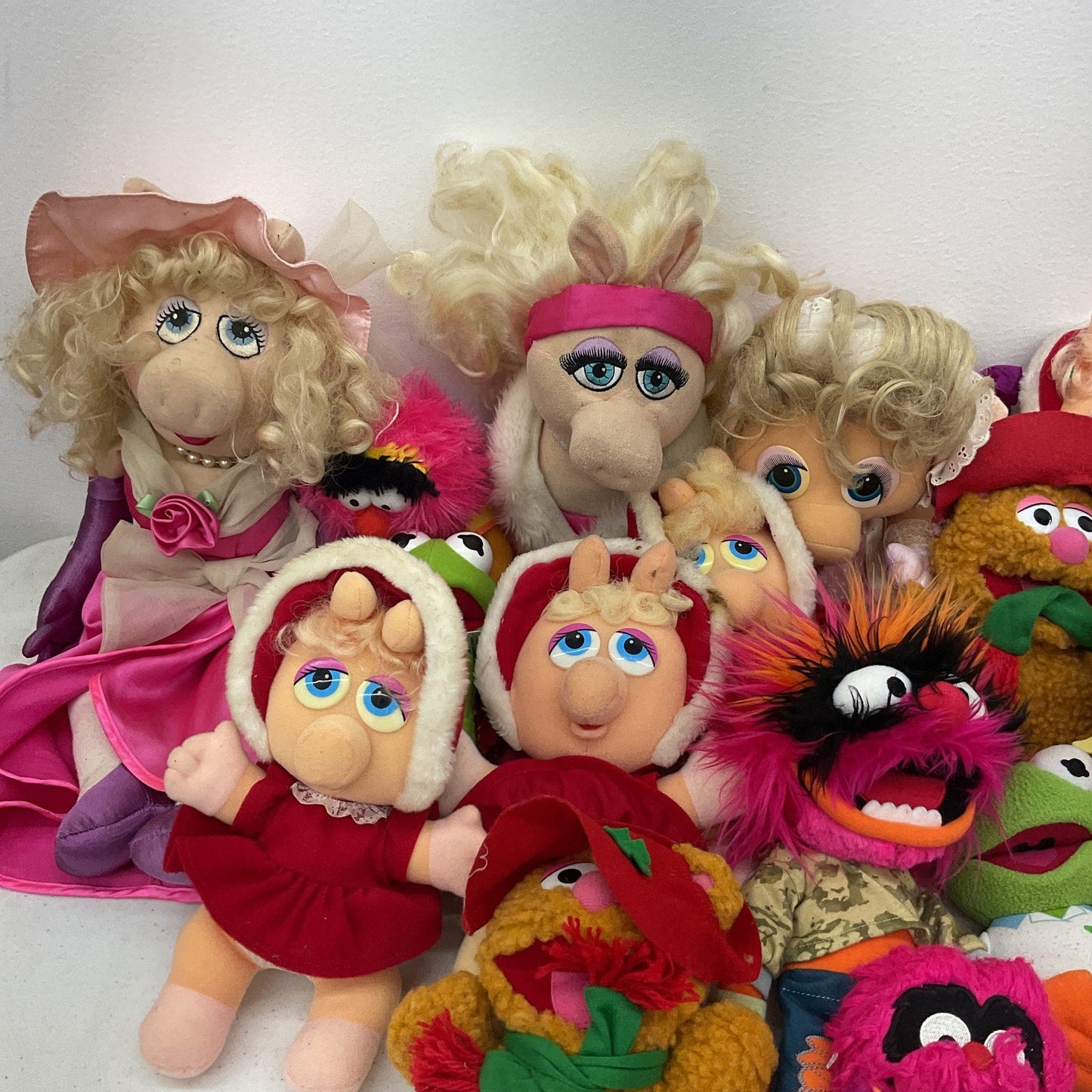 Preowned Mixed LOT 13 lbs The Muppets Miss Piggy Plush Dolls Stuffed Animals - Warehouse Toys