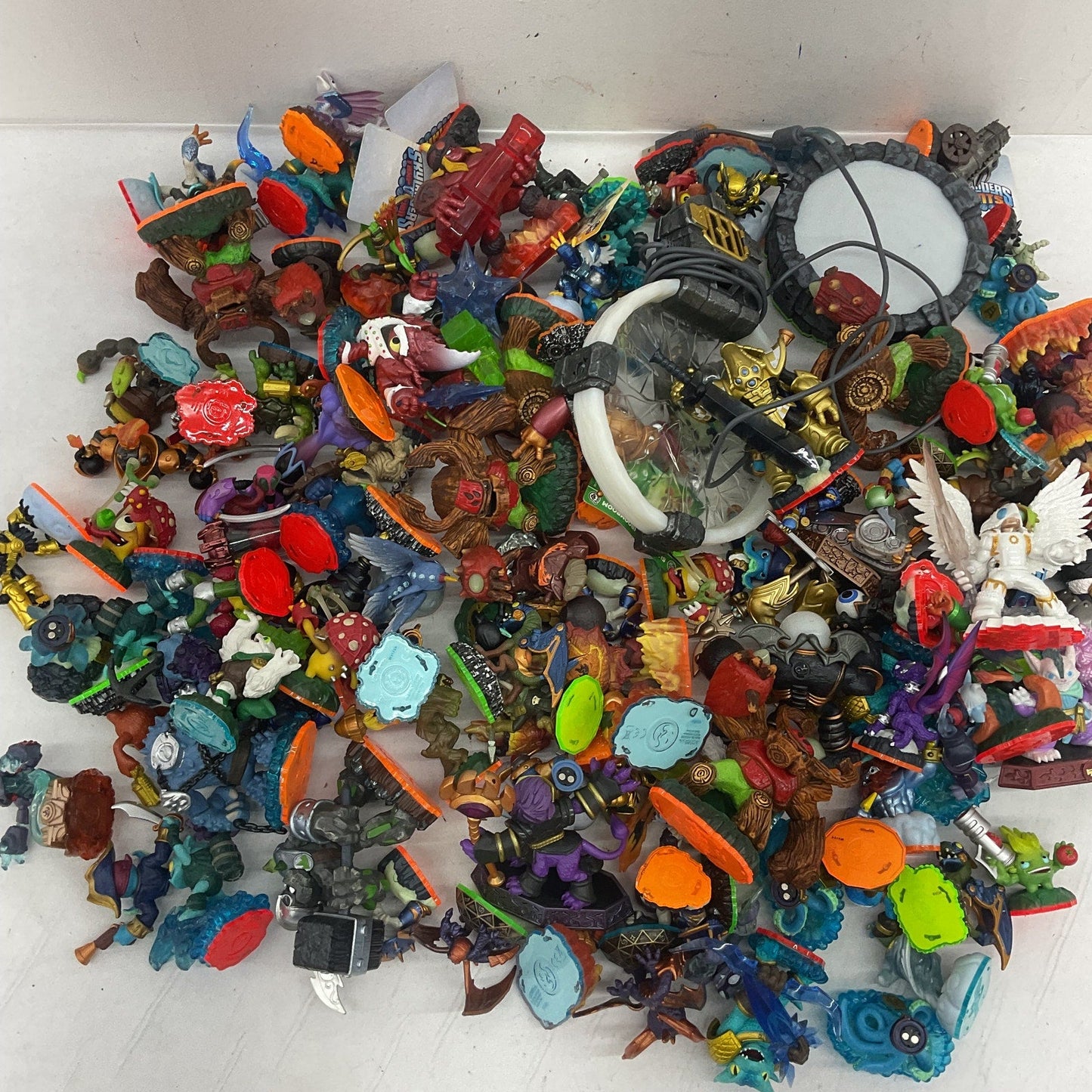 Preowned Mixed LOT 15 lbs Skylanders Video Game Toy Figures Accessories Portals - Warehouse Toys