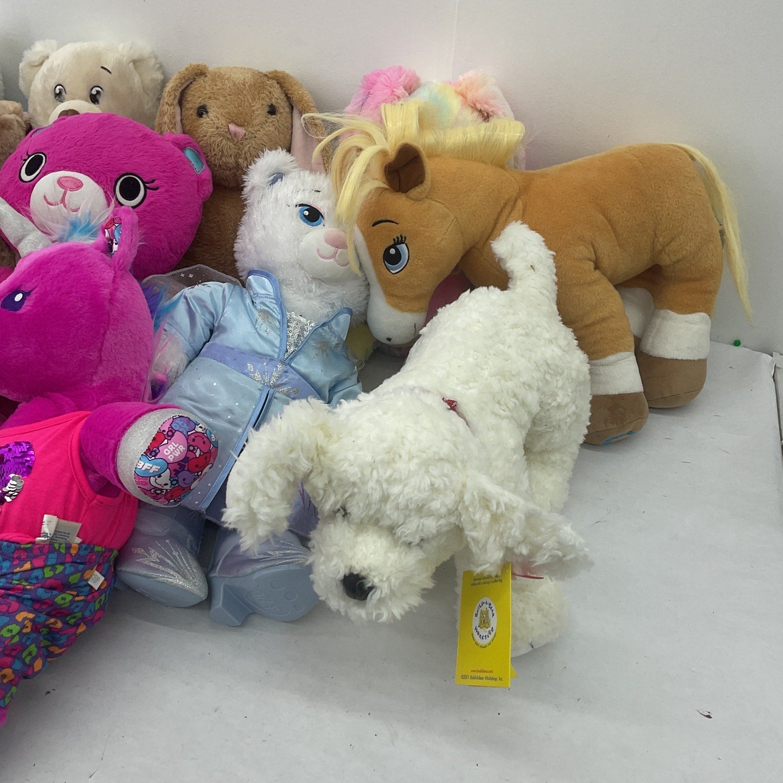 Preowned Mixed LOT BABW Build a Bear Stuffed Animals Colorful 12 lbs Plush Dolls - Warehouse Toys