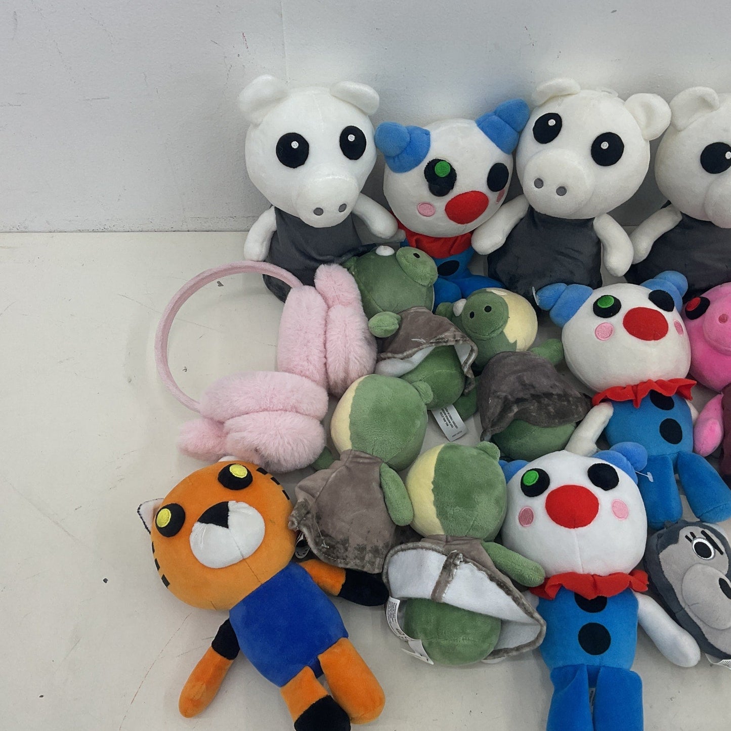 Preowned Mixed LOT Georgie Penny & Others Piggy Character Plush Dolls Colorful - Warehouse Toys