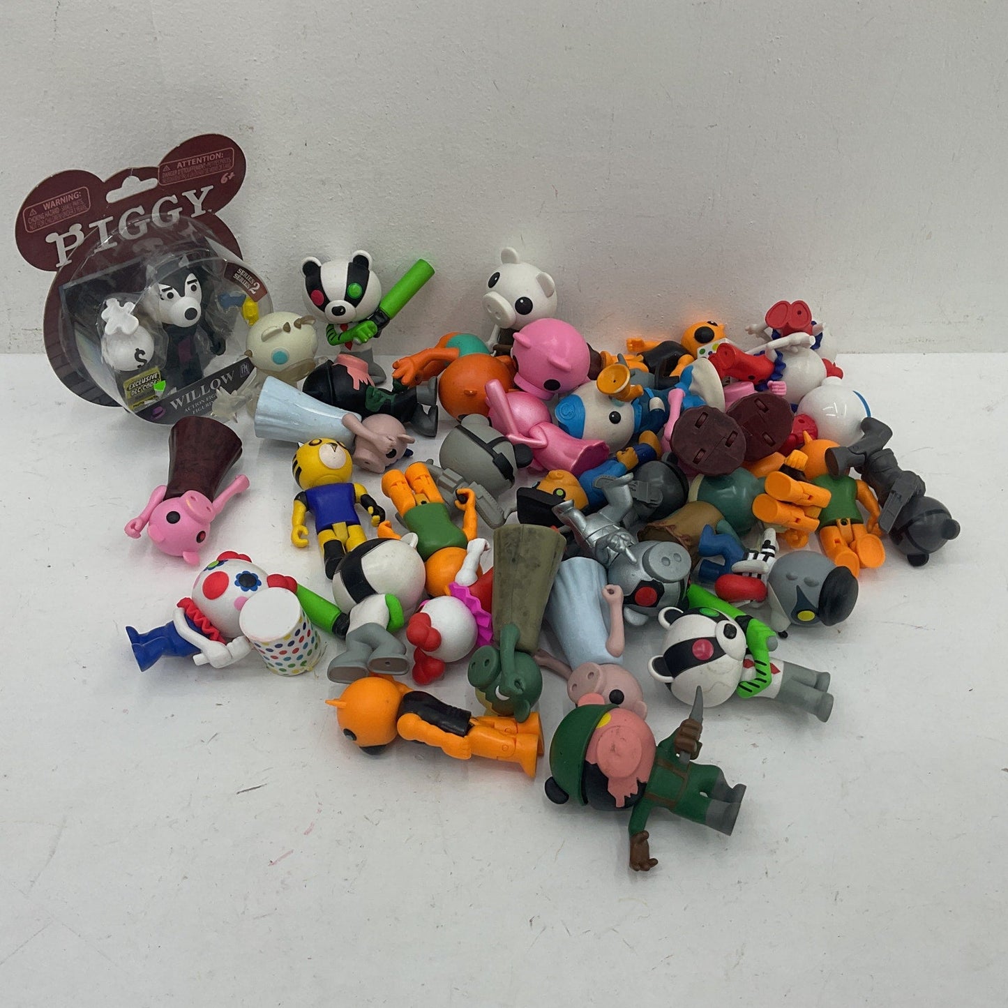 Preowned Mixed LOT Georgie Penny & Others Piggy Character Toys Figures - Warehouse Toys