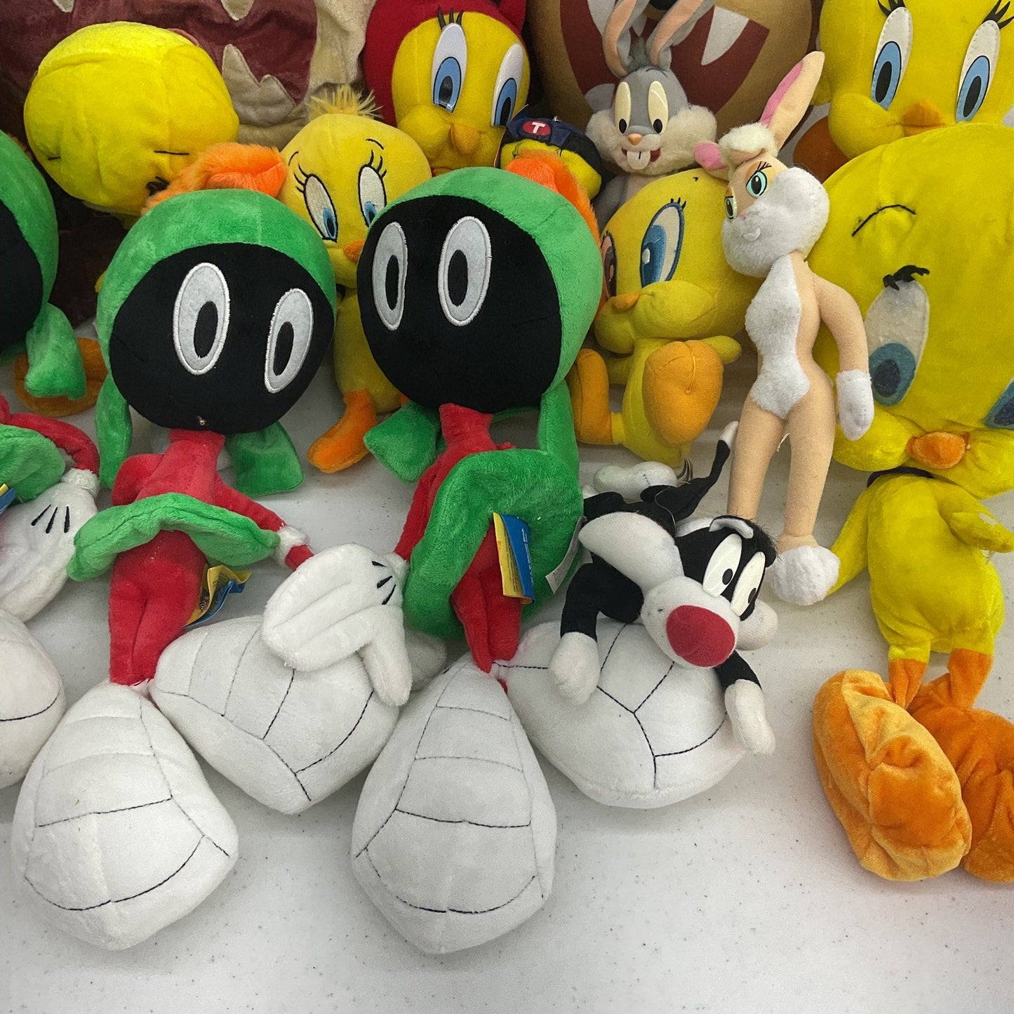 Preowned Mixed LOT Looney Tunes Character Plush Dolls Stuffed Animals Marvin - Warehouse Toys