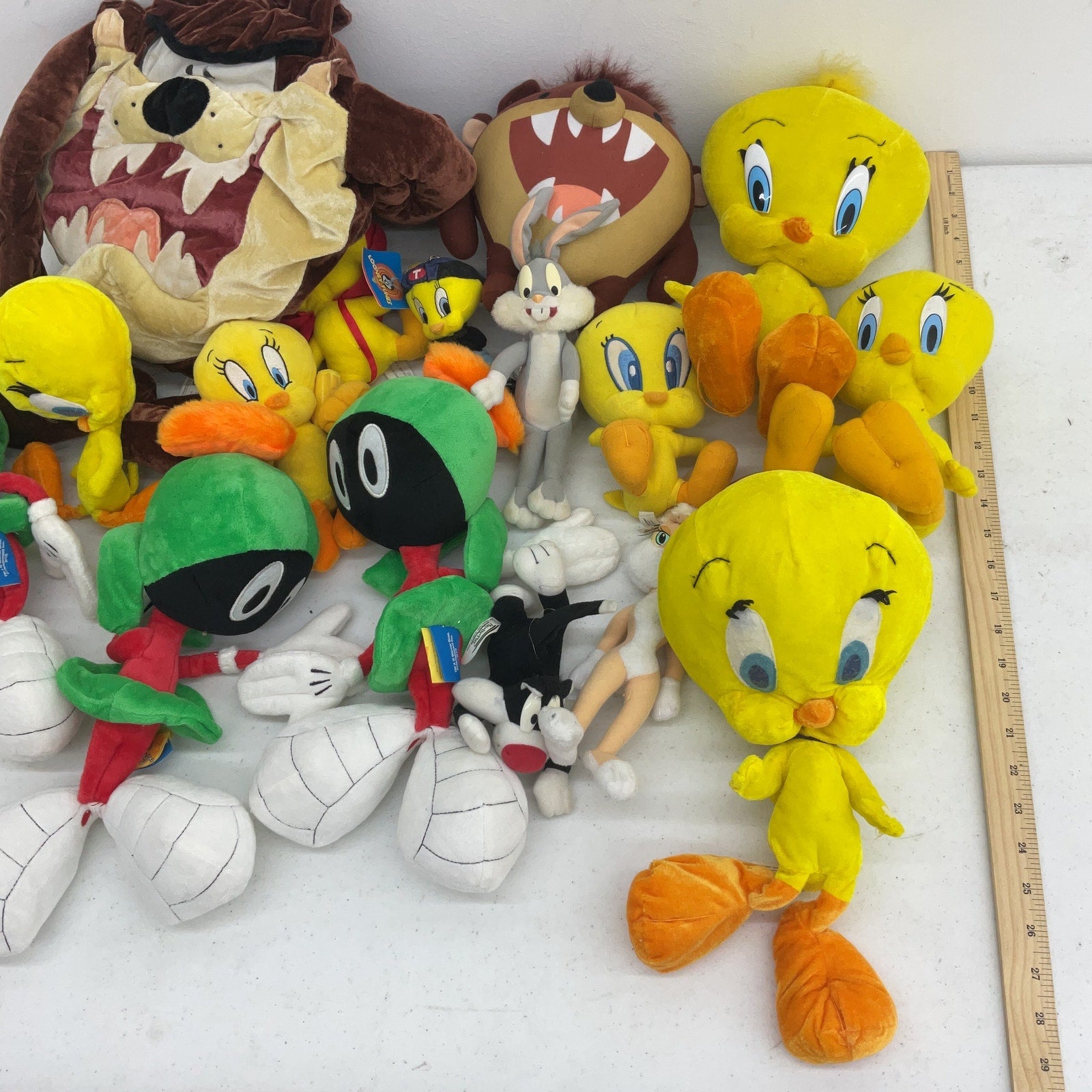 Preowned Mixed LOT Looney Tunes Character Plush Dolls Stuffed Animals Marvin - Warehouse Toys