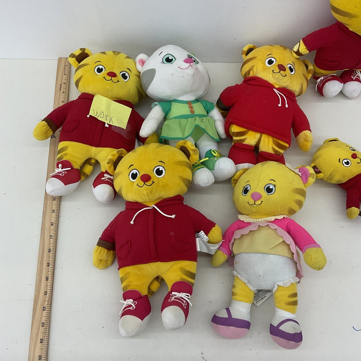 Preowned Mixed LOT Mr Rogers Neighborhood Daniel Tiger Character Plush Dolls - Warehouse Toys