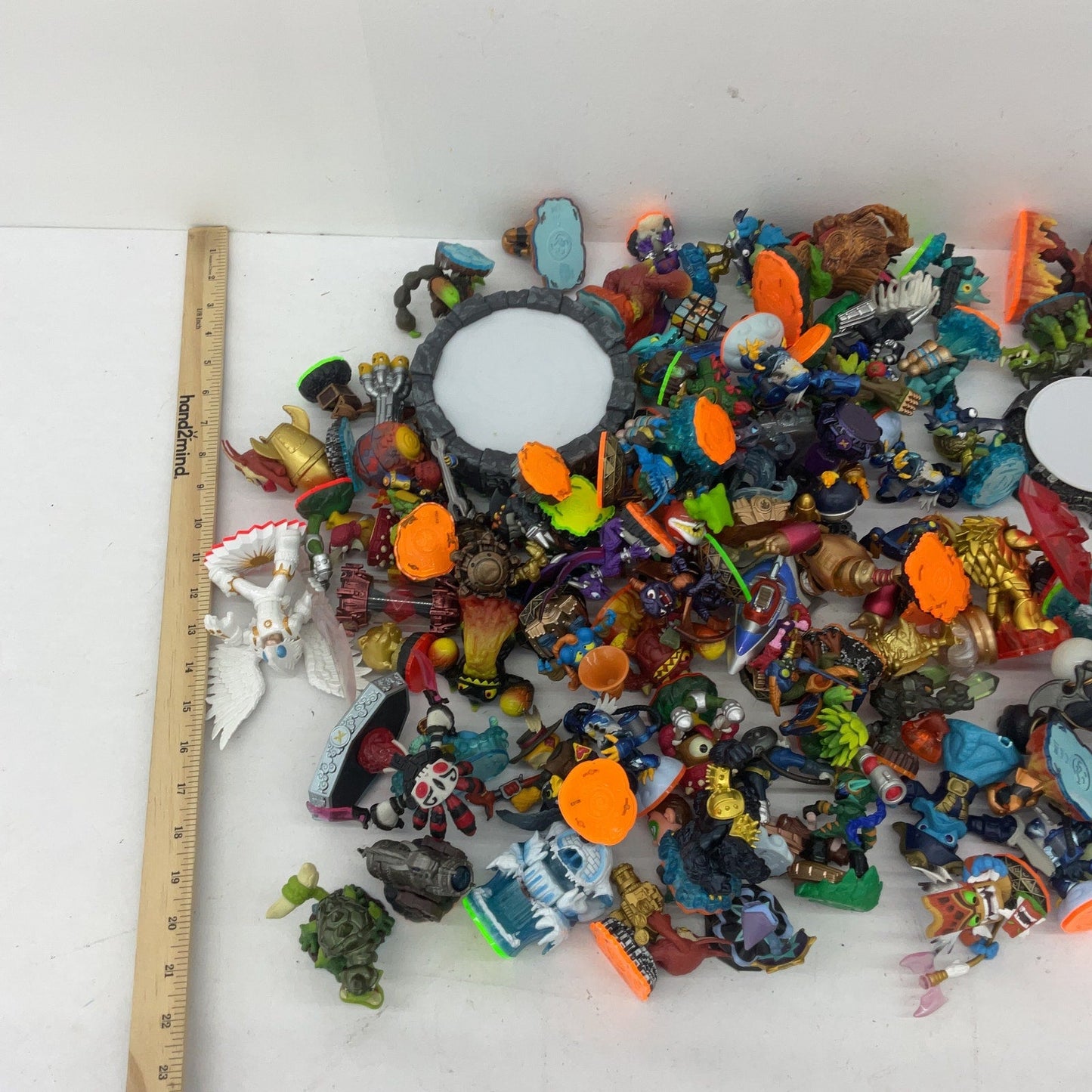 Preowned Mixed LOT Skylanders 10 lbs Video Game Toy Figures Accessories Portal - Warehouse Toys