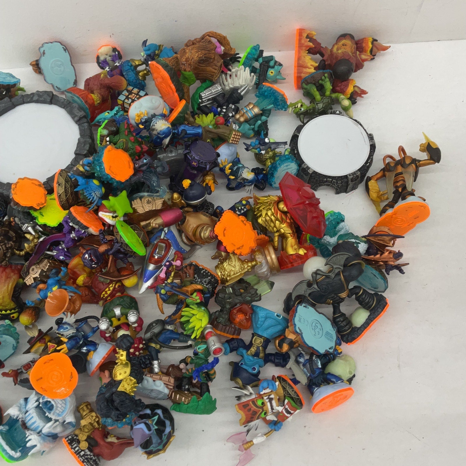 Preowned Mixed LOT Skylanders 10 lbs Video Game Toy Figures Accessories Portal - Warehouse Toys