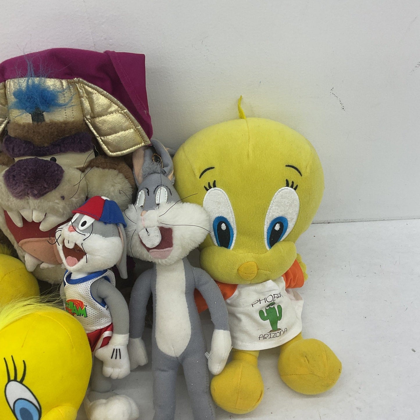 Preowned Multicolor Looney Tunes Stuffed Animals MIXED LOT Taz Tweety Sylvester - Warehouse Toys