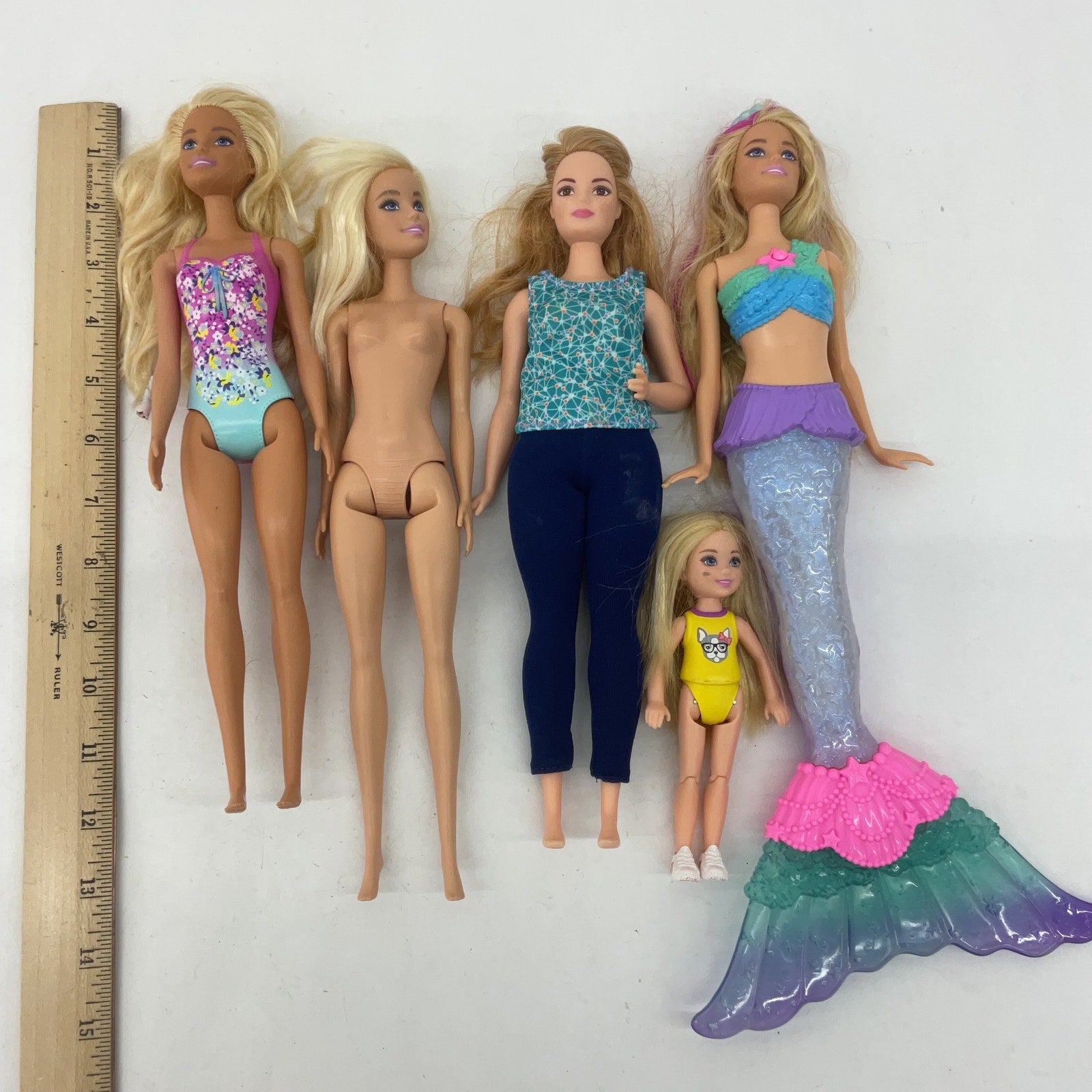 Preowned Multicolor Mattel Fashion Dolls Barbie & Others Loose Mix - Warehouse Toys