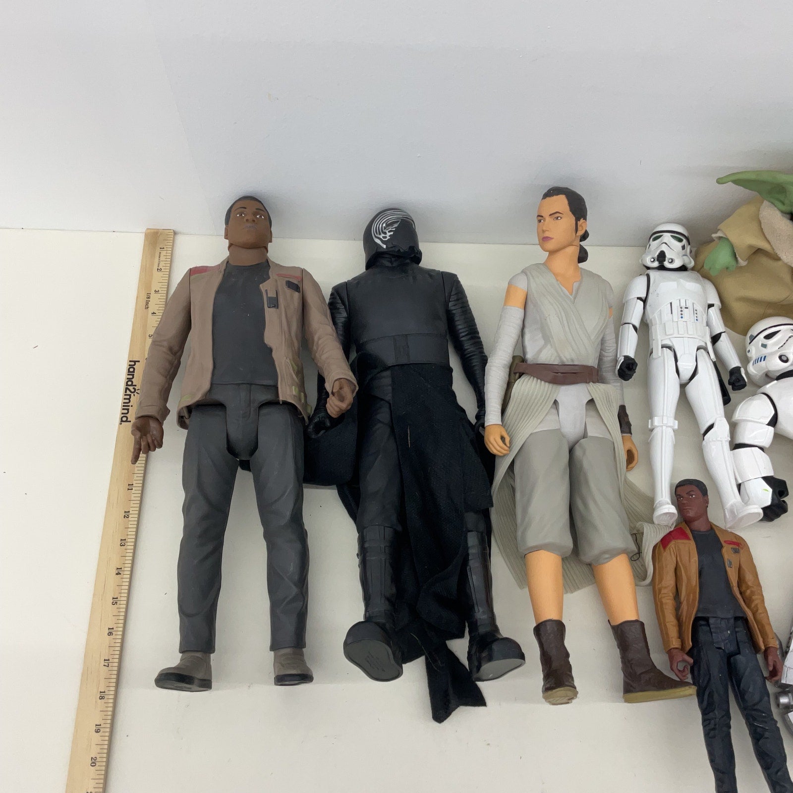 Preowned Multicolor Star Wars Plastic Action Figure + Plush Toy Wholesale Lot - Warehouse Toys