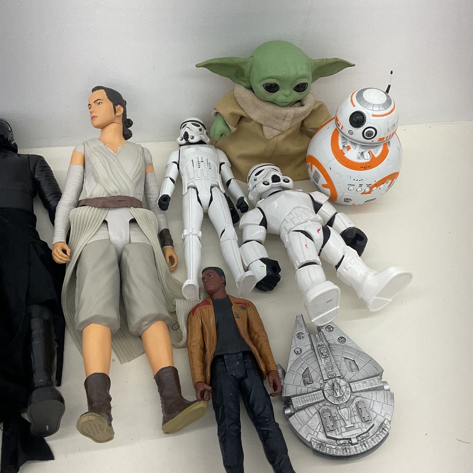 Preowned Multicolor Star Wars Plastic Action Figure + Plush Toy Wholesale Lot - Warehouse Toys