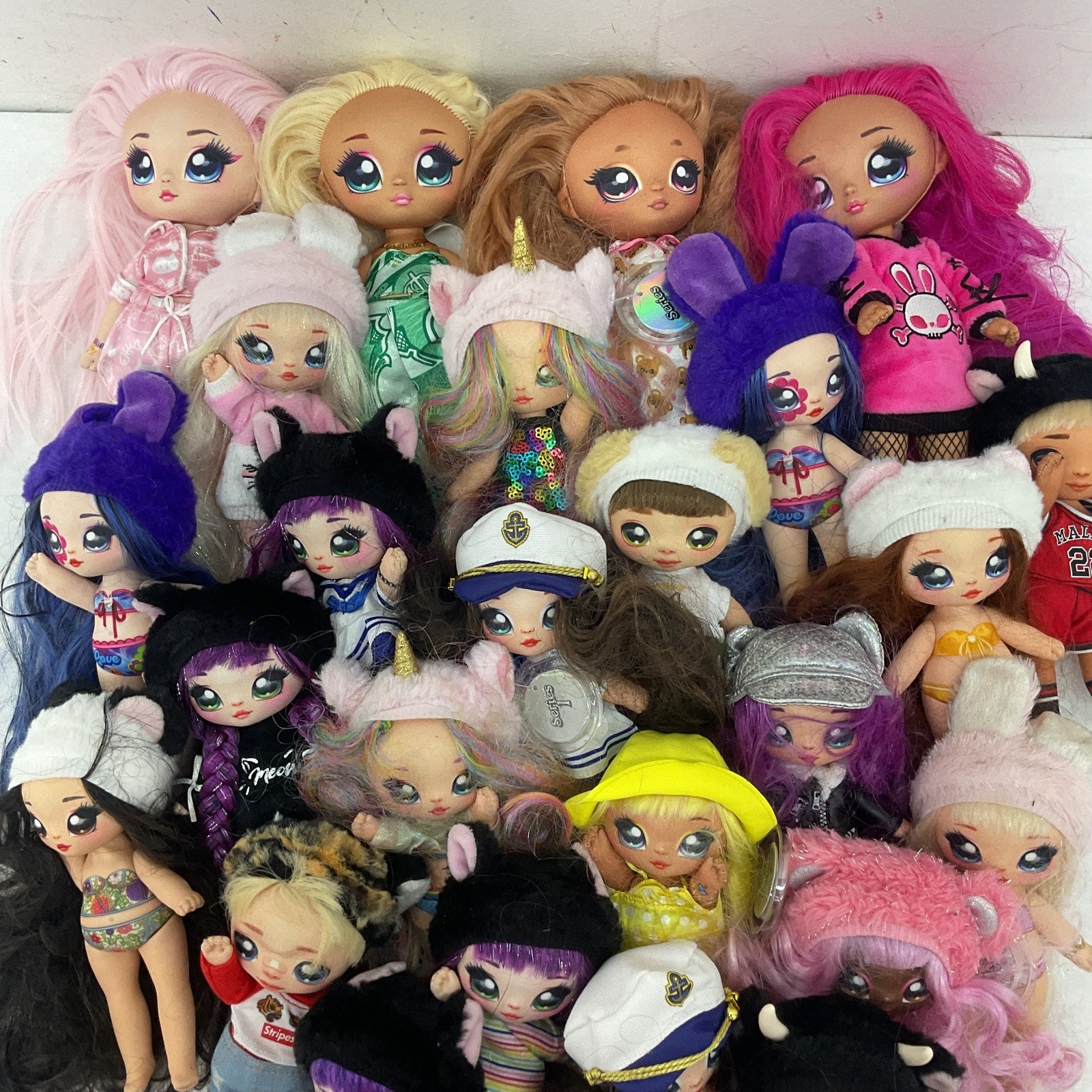 Preowned Na! Na! Na! Surprise & Others 10 lbs Fashion Dolls Toys Figures LOT - Warehouse Toys