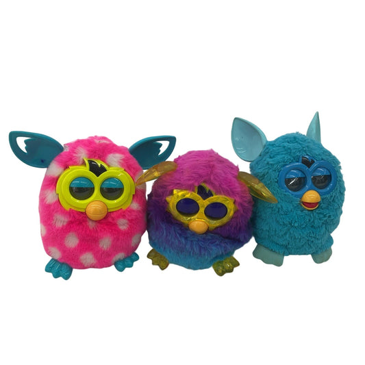 Preowned Pink Blue Furby Lot Figure Toys & Hobbies Not Tested - Warehouse Toys