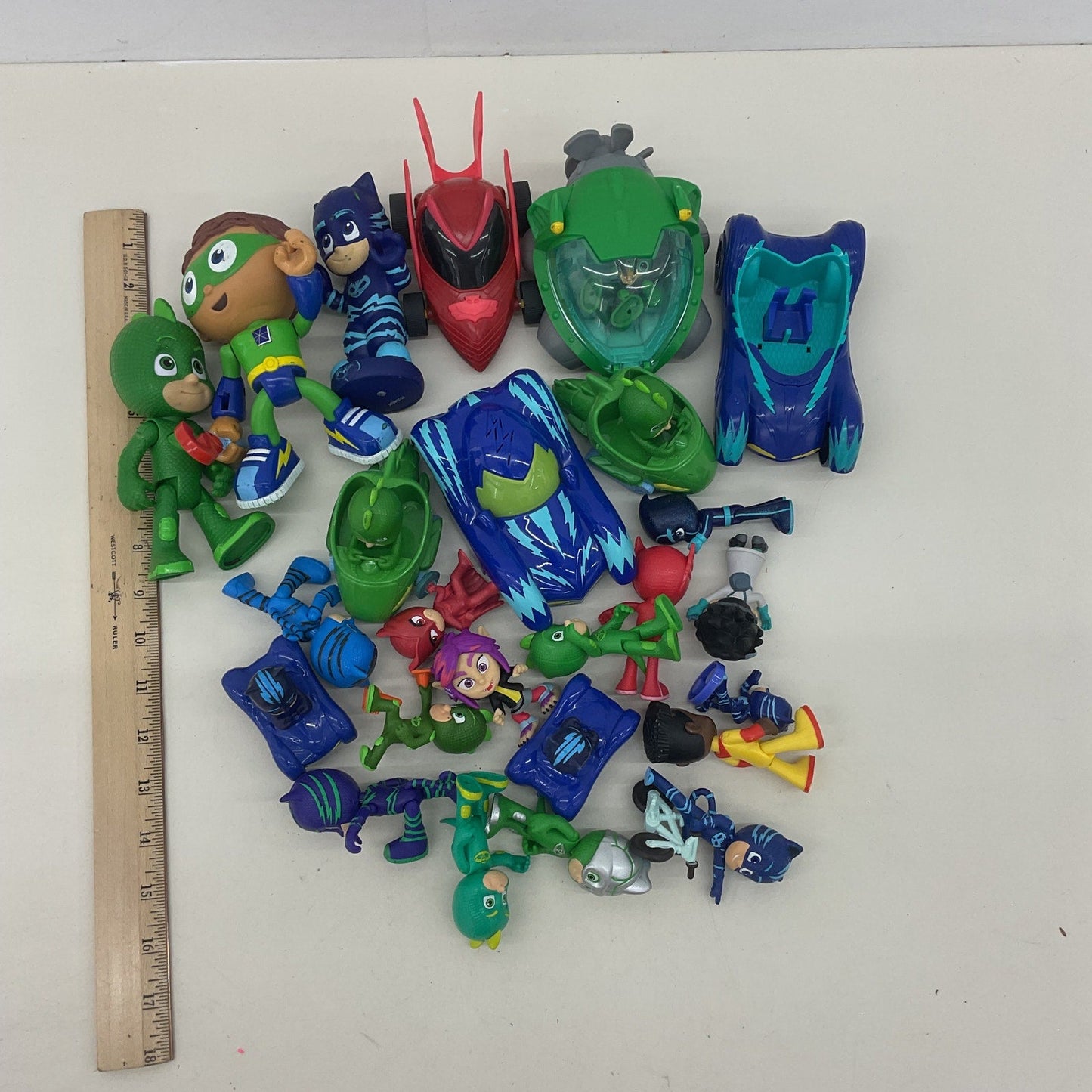 Preowned PJ Masks Green Red Blue Action Figure, Plastic Toys Lot Wholesale - Warehouse Toys