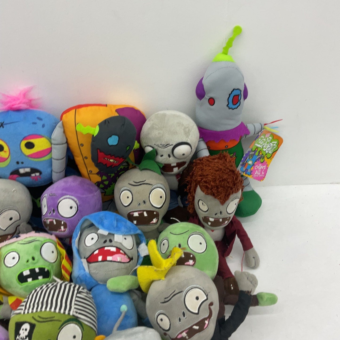 Preowned Plants Vs Zombies Plush Dolls Stuffed Animals LOT Toys Mixed - Warehouse Toys