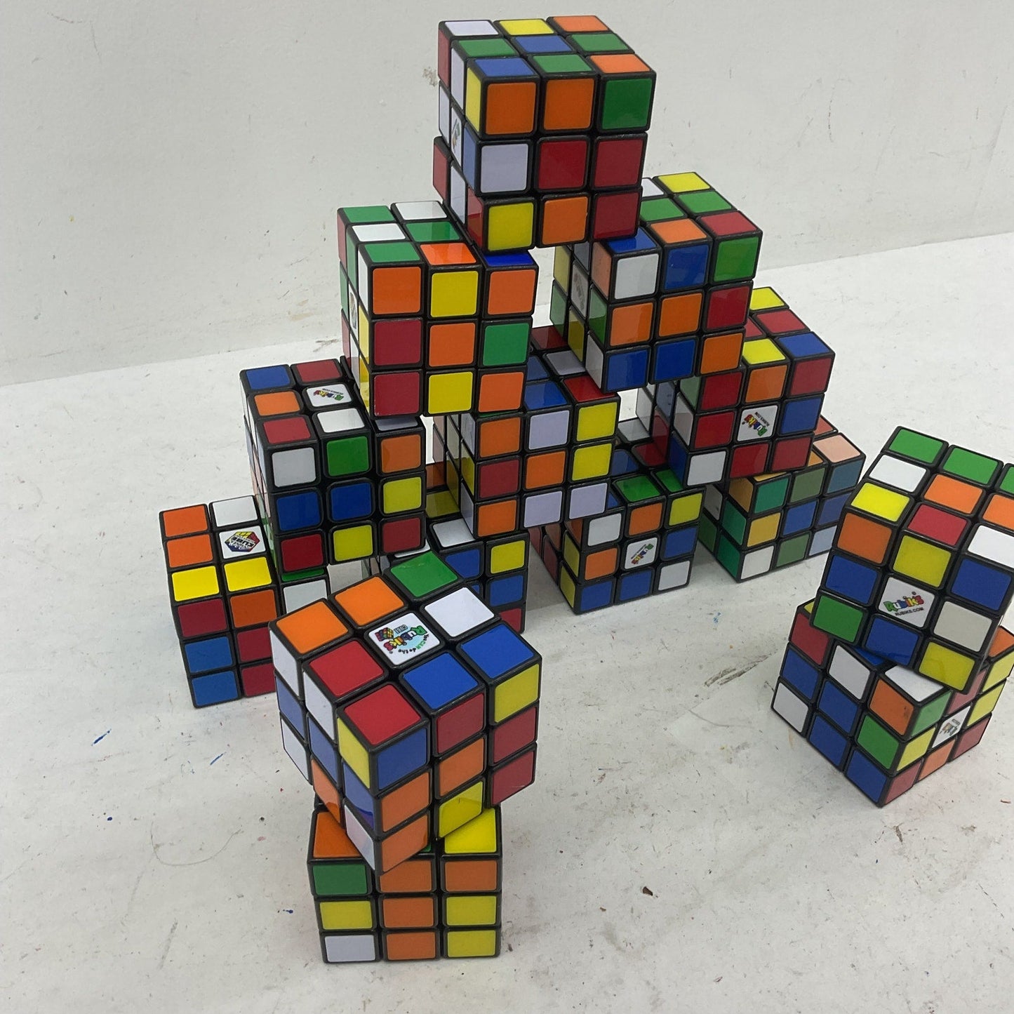 Preowned Rubik's Cube & Others Brain Teasers Puzzles Puzzle Twist Cubes LOT - Warehouse Toys