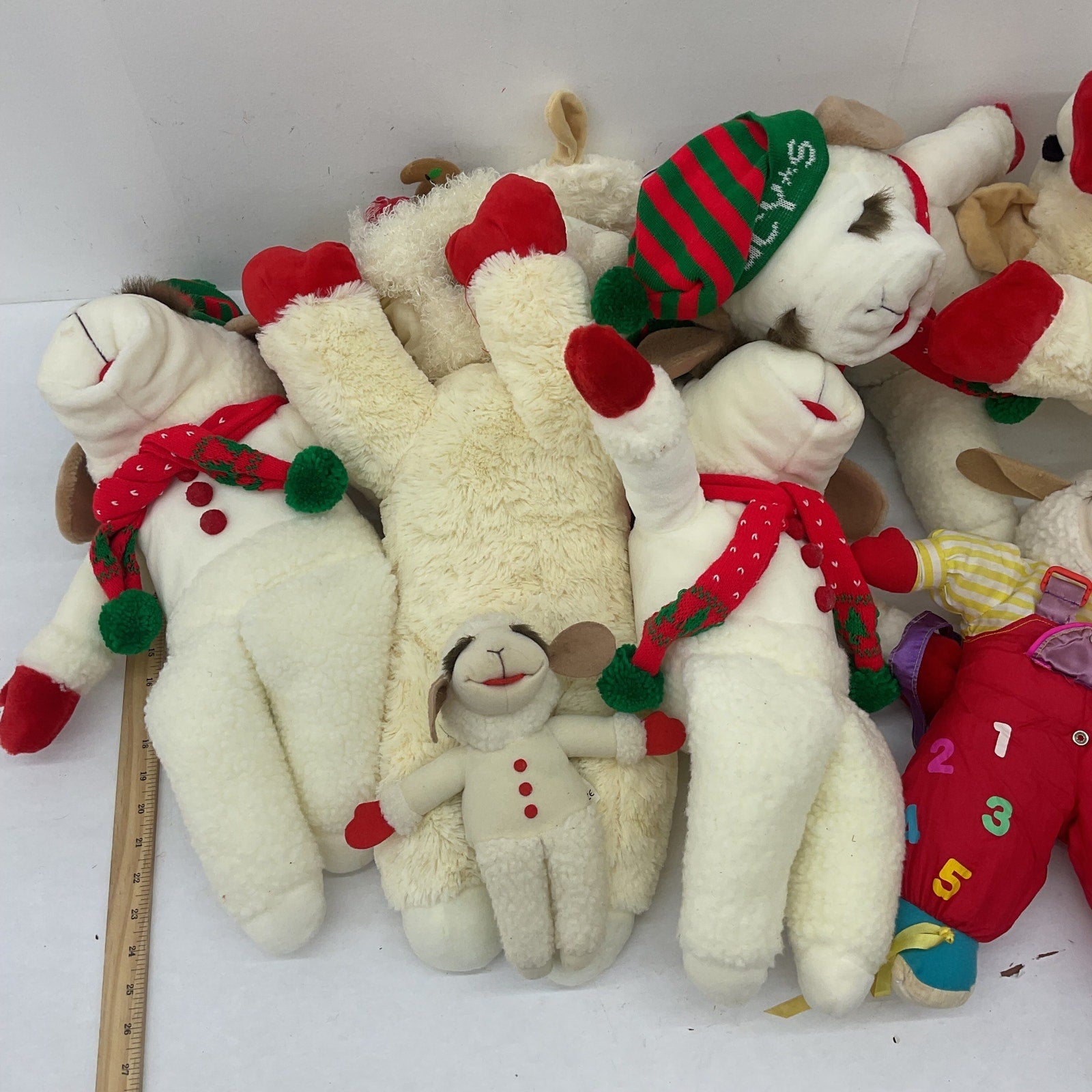 Preowned Shari Lewis' Lamb Chop Stuffed Animals Plush Dolls LOT 13 lbs Mixed - Warehouse Toys