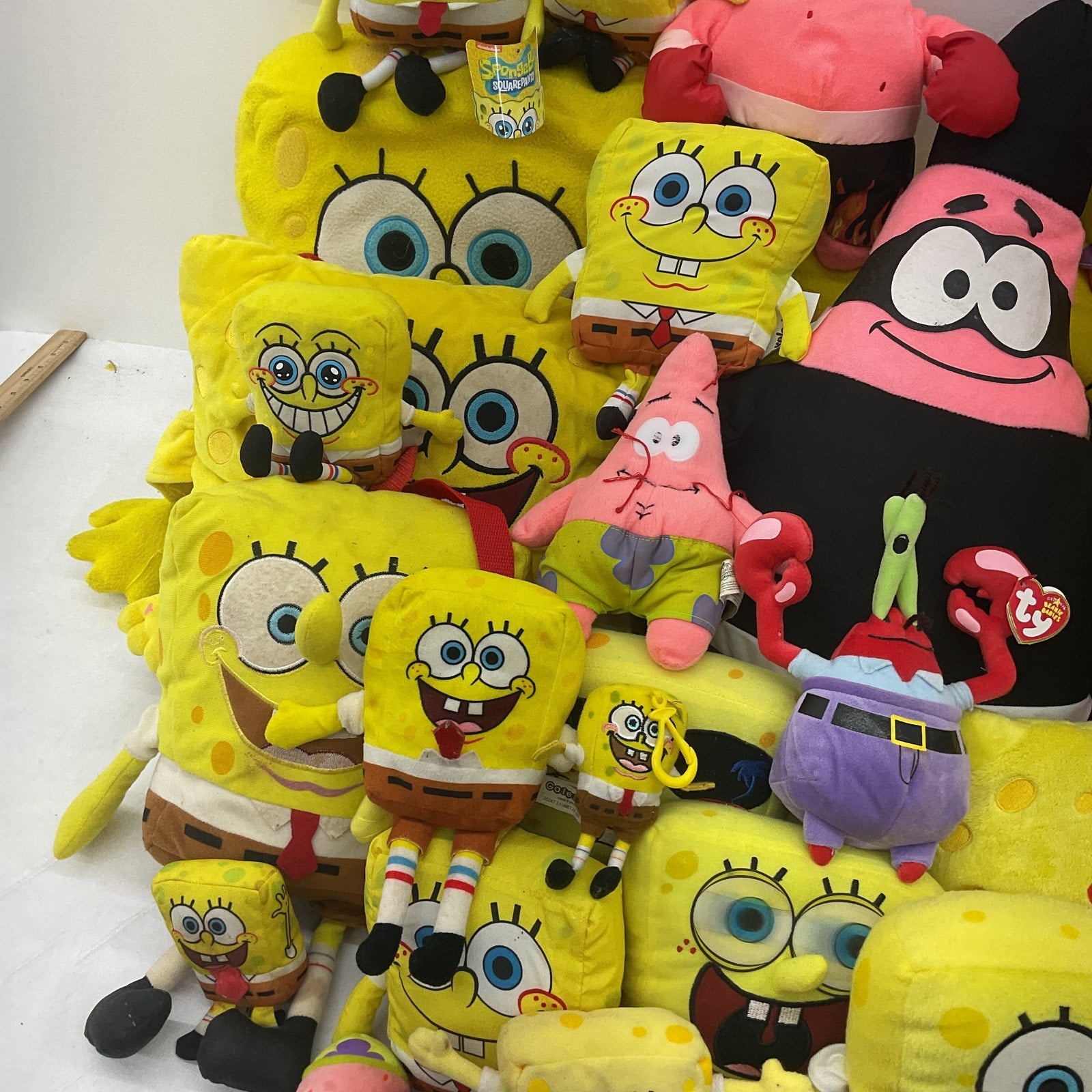 Preowned Spongebob Squarepants Stuffed Toys Plush LOT 13 lbs Patrick Star Mixed - Warehouse Toys