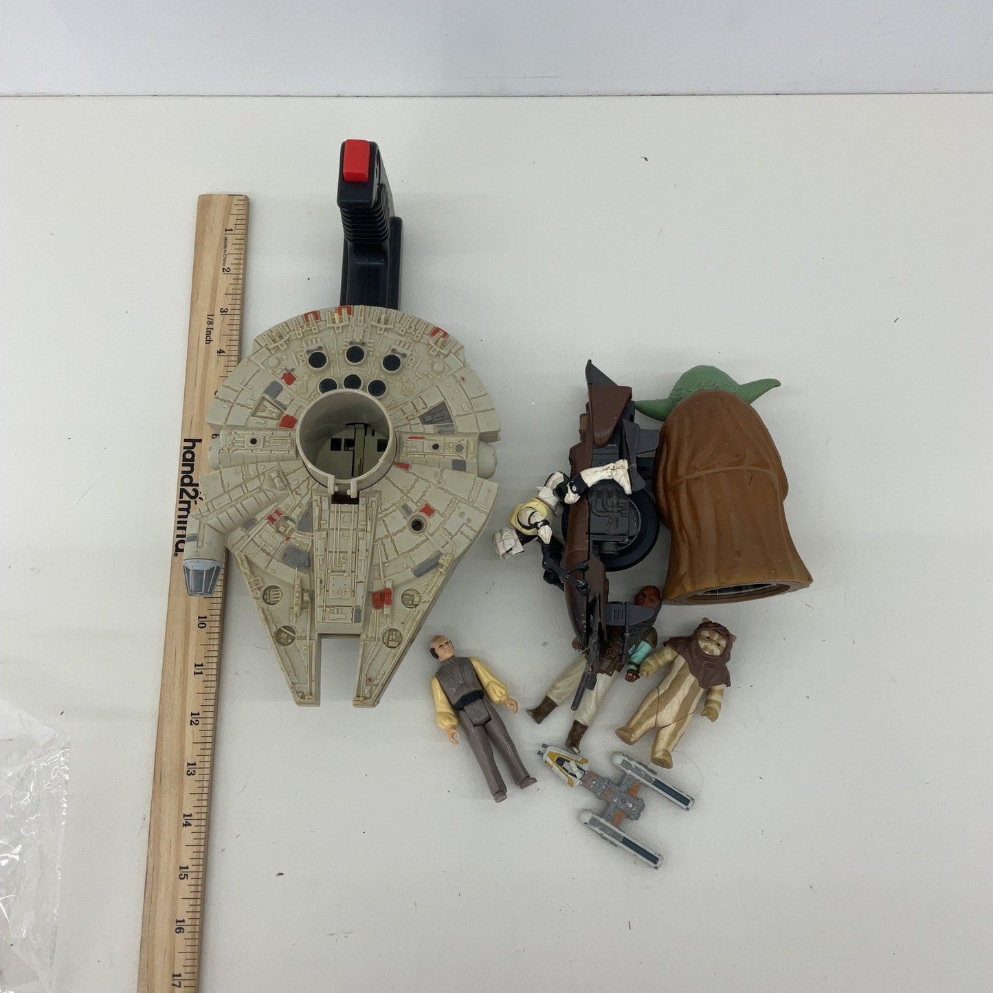 Preowned Star Wars Action Figure Collection Mixed Loose Millennium Falcon Yoda - Warehouse Toys